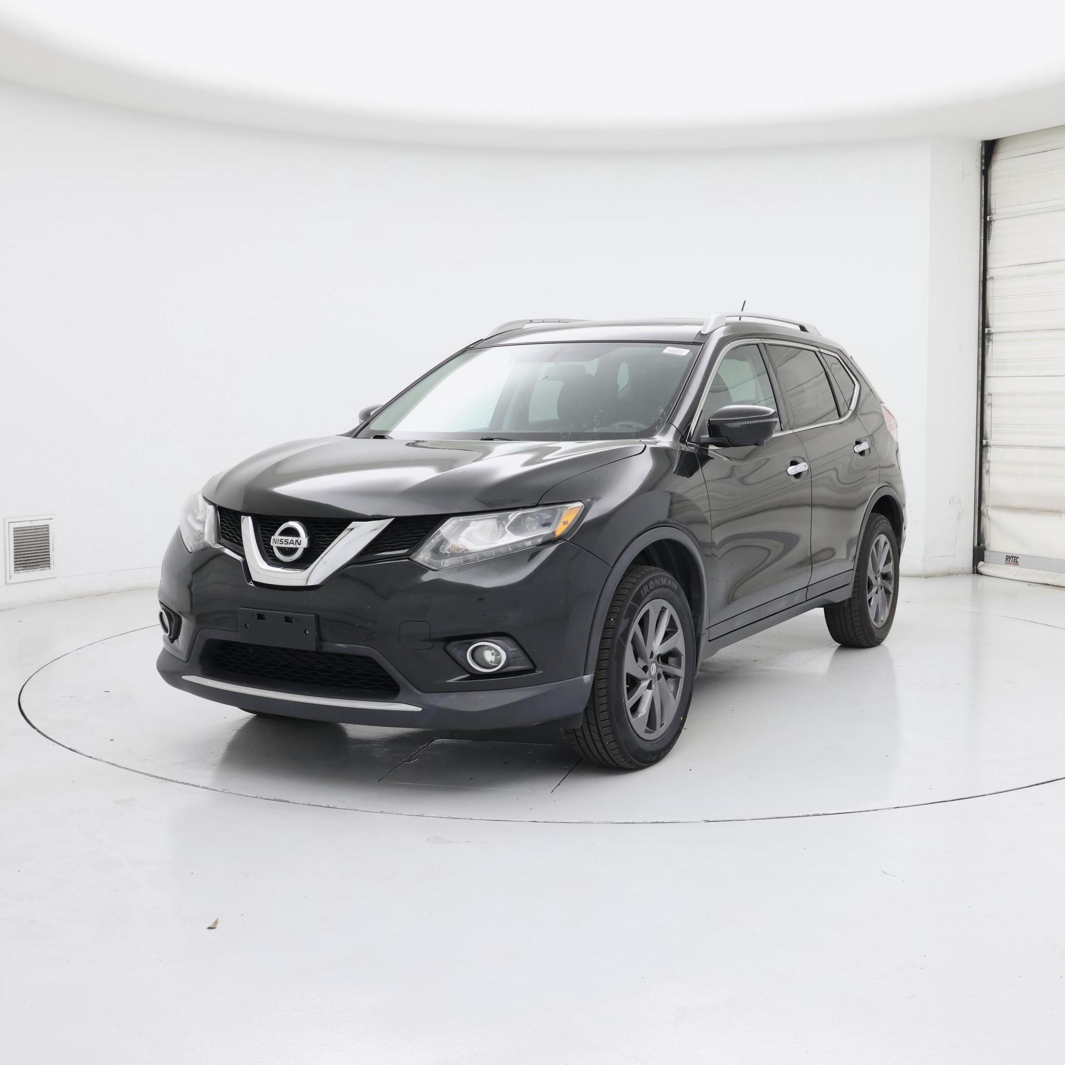 Thumbnail: 2016 Nissan Rogue - 4