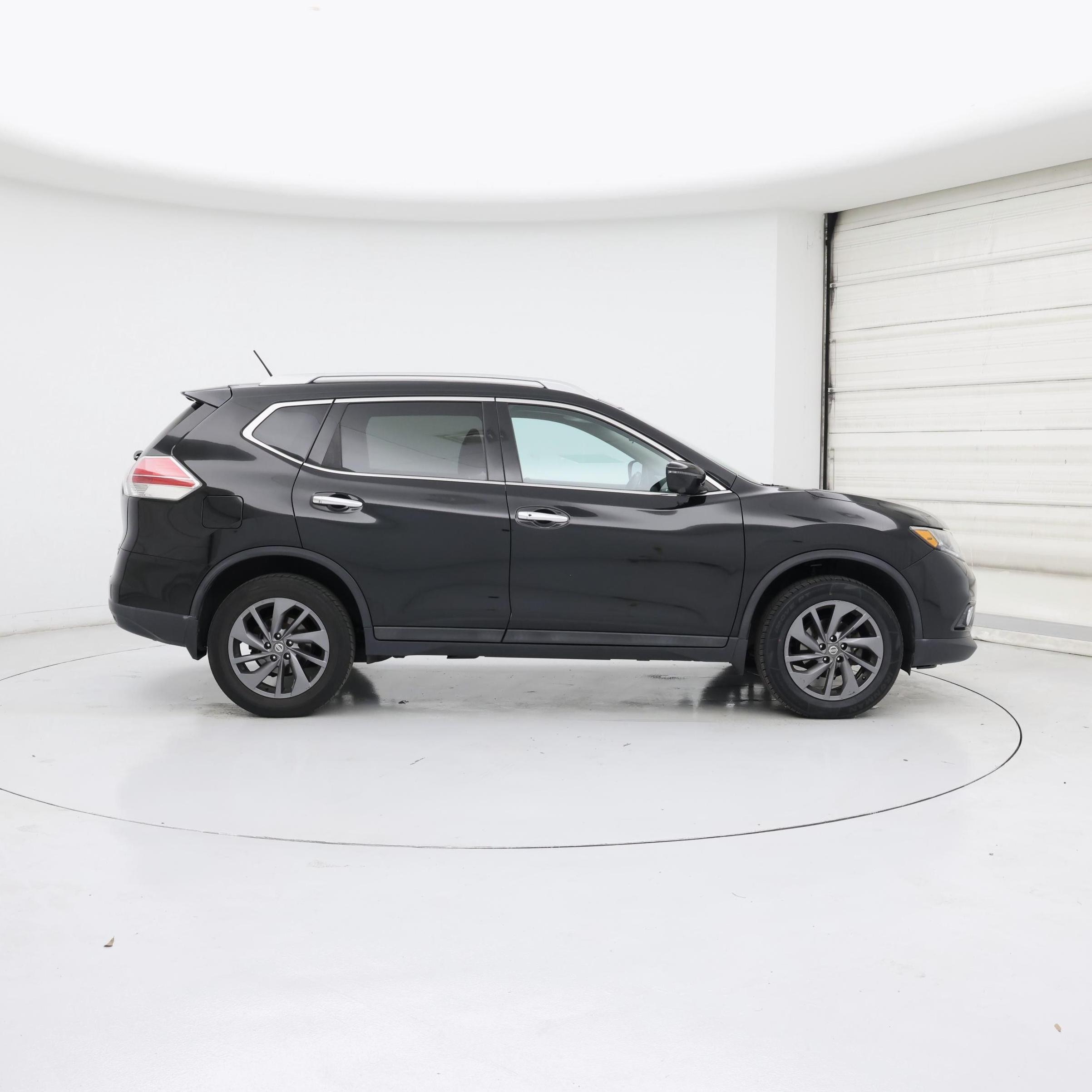 Thumbnail: 2016 Nissan Rogue - 7