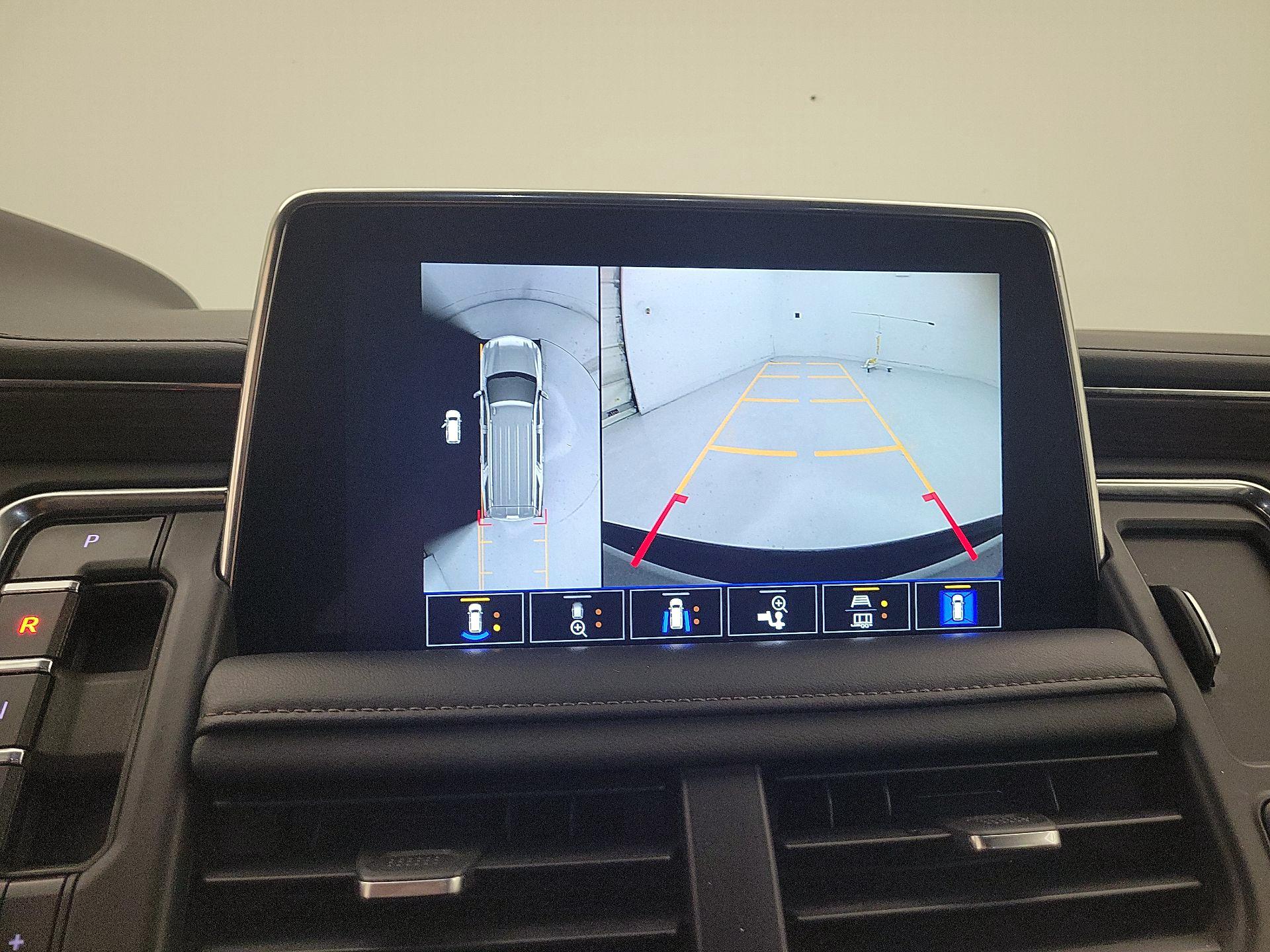 Thumbnail: 2022 Chevrolet Tahoe - 14