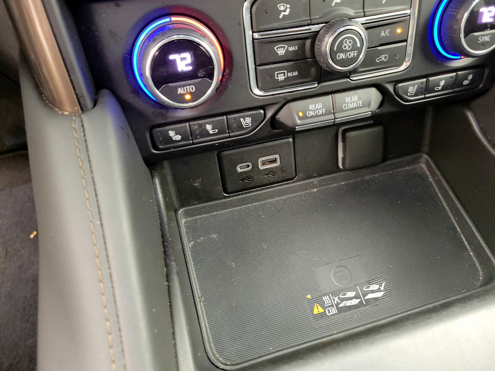 Thumbnail: 2022 Chevrolet Tahoe - 18