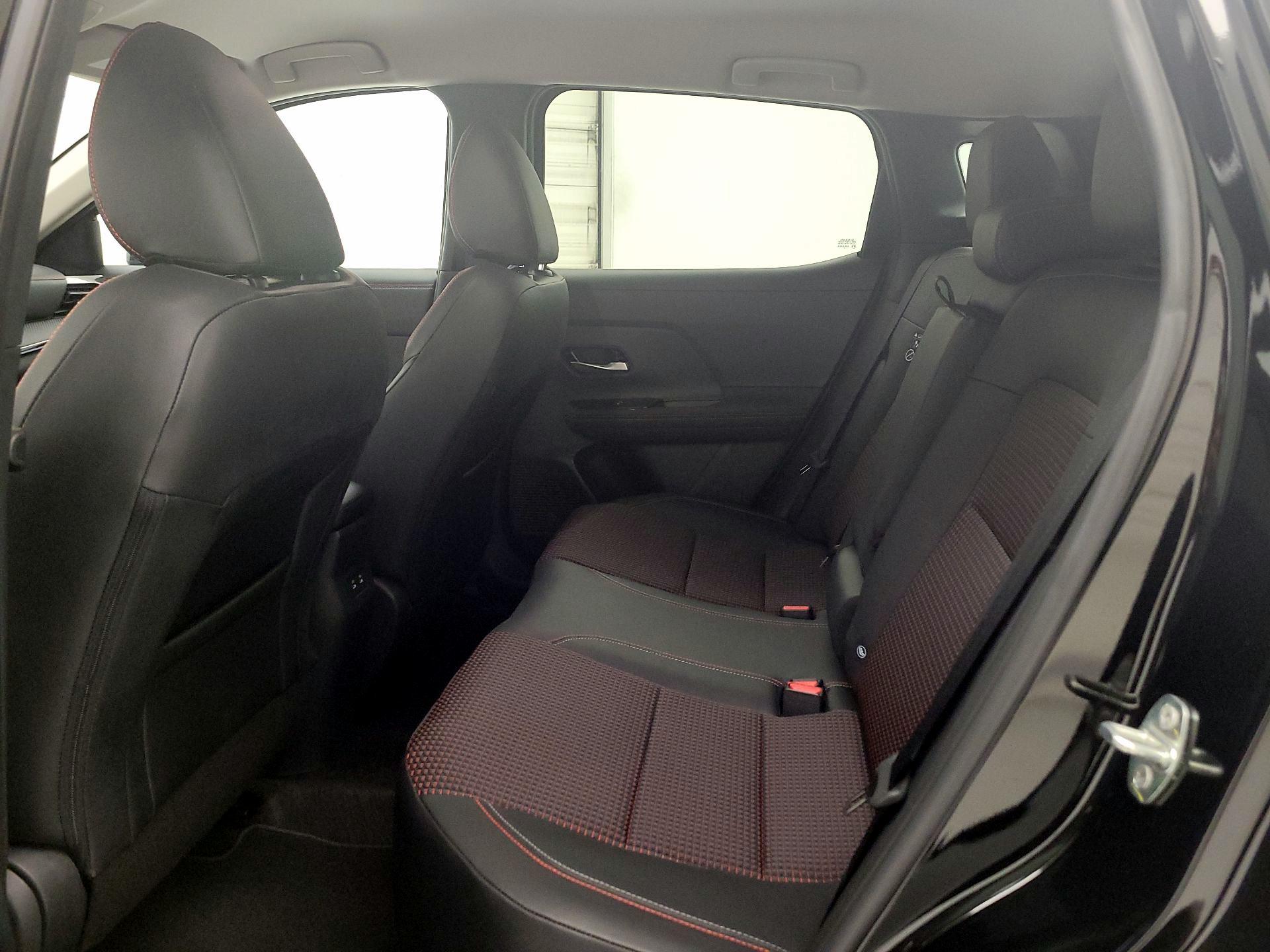 Thumbnail: 2025 Nissan Kicks - 19