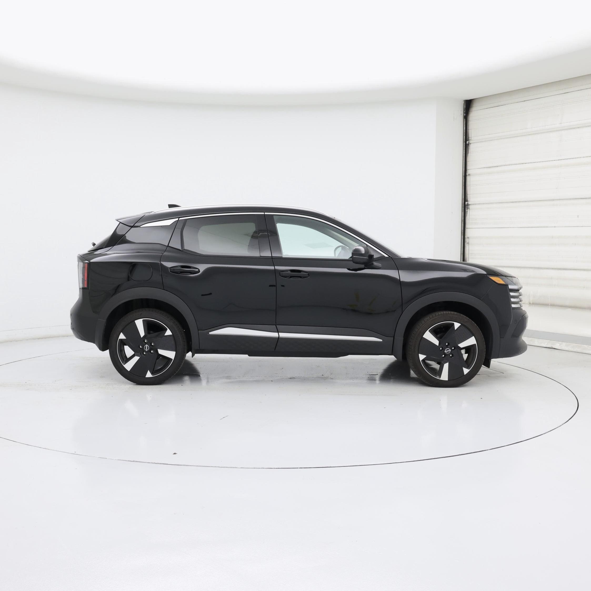 Thumbnail: 2025 Nissan Kicks - 7