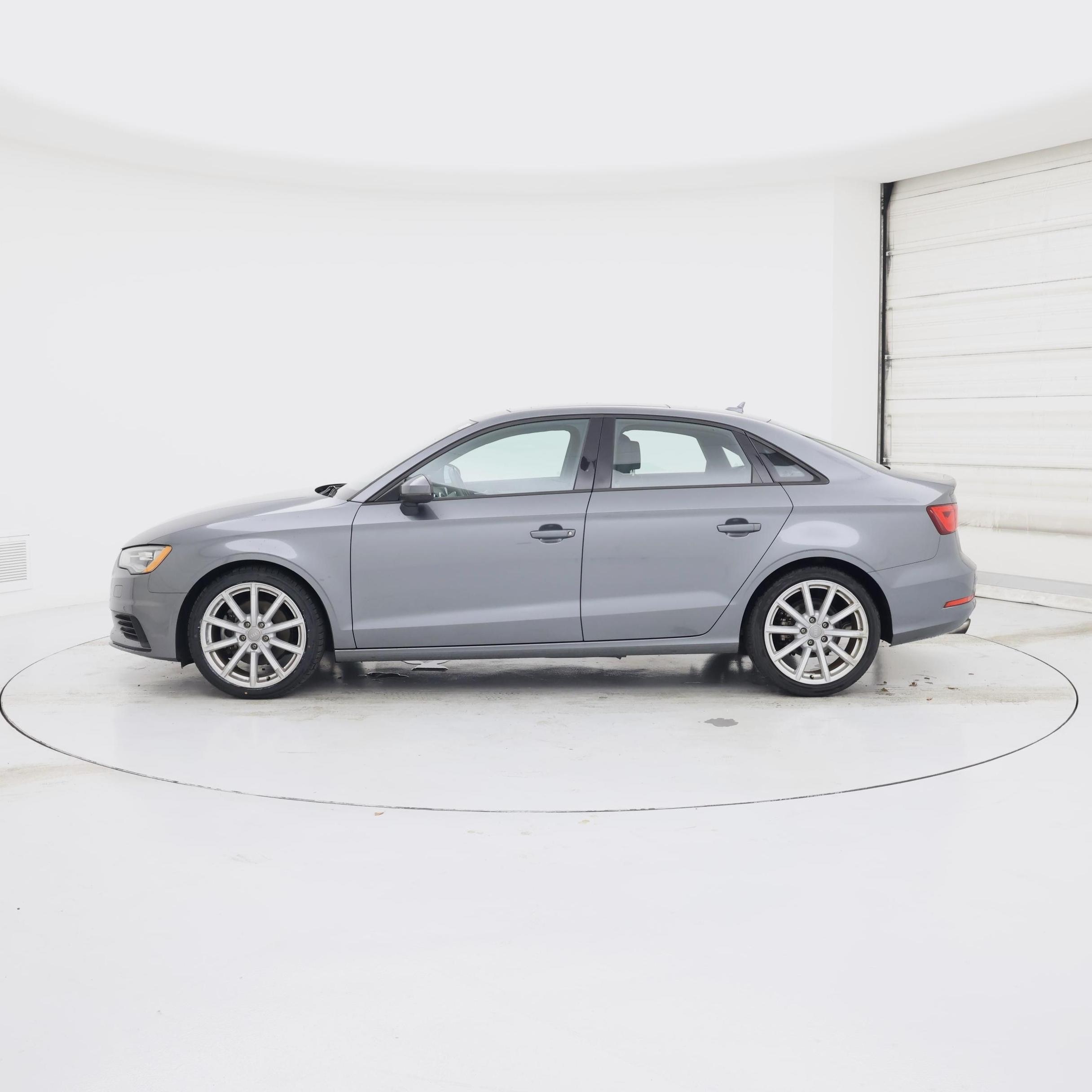 Thumbnail: 2016 Audi A3 - 3