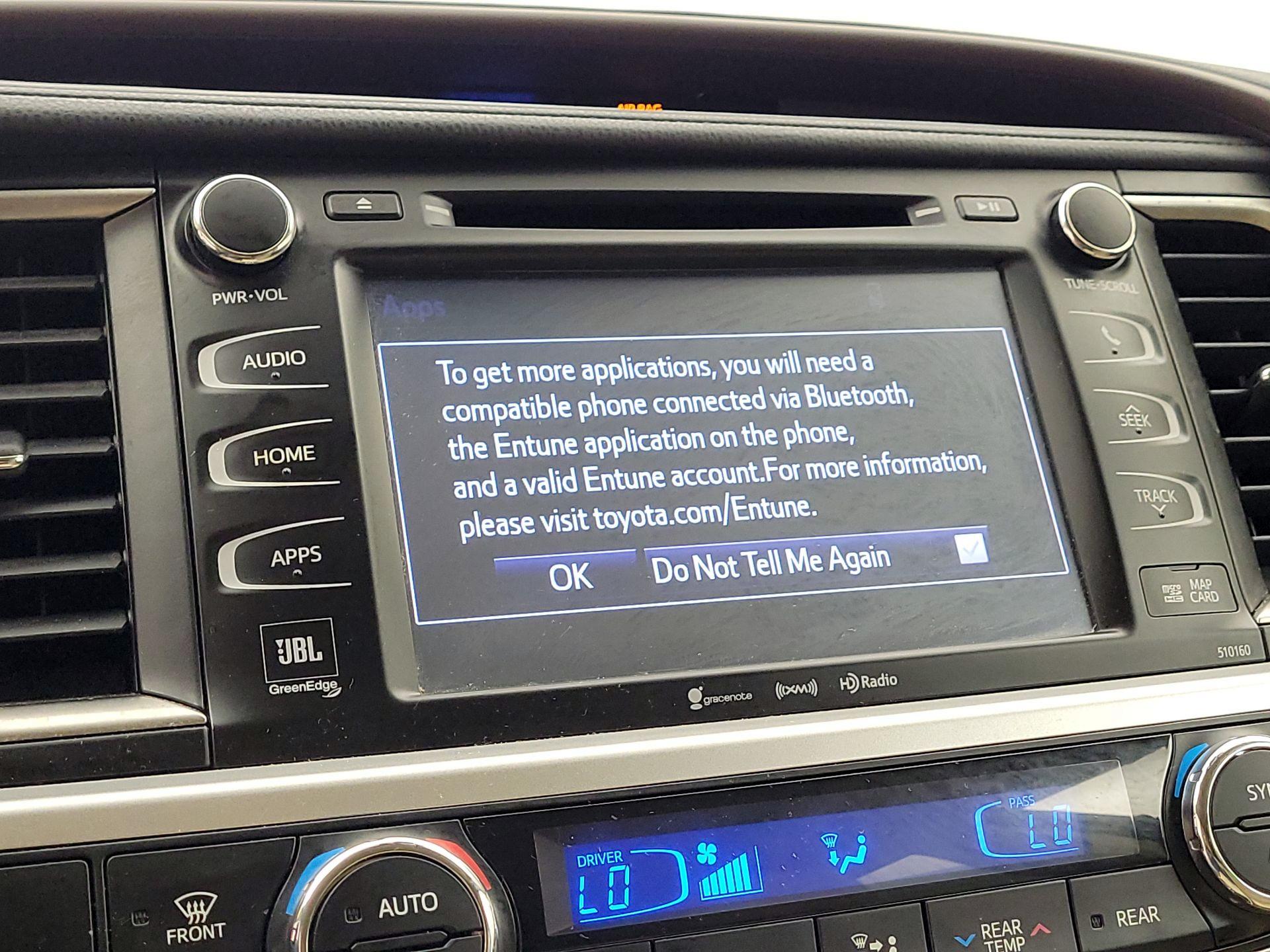 Thumbnail: 2016 Toyota Highlander - 15