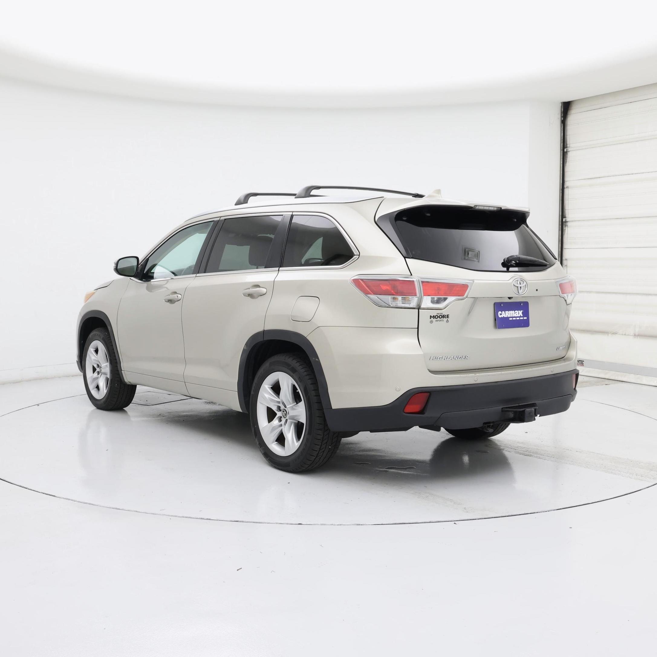 Thumbnail: 2016 Toyota Highlander - 2