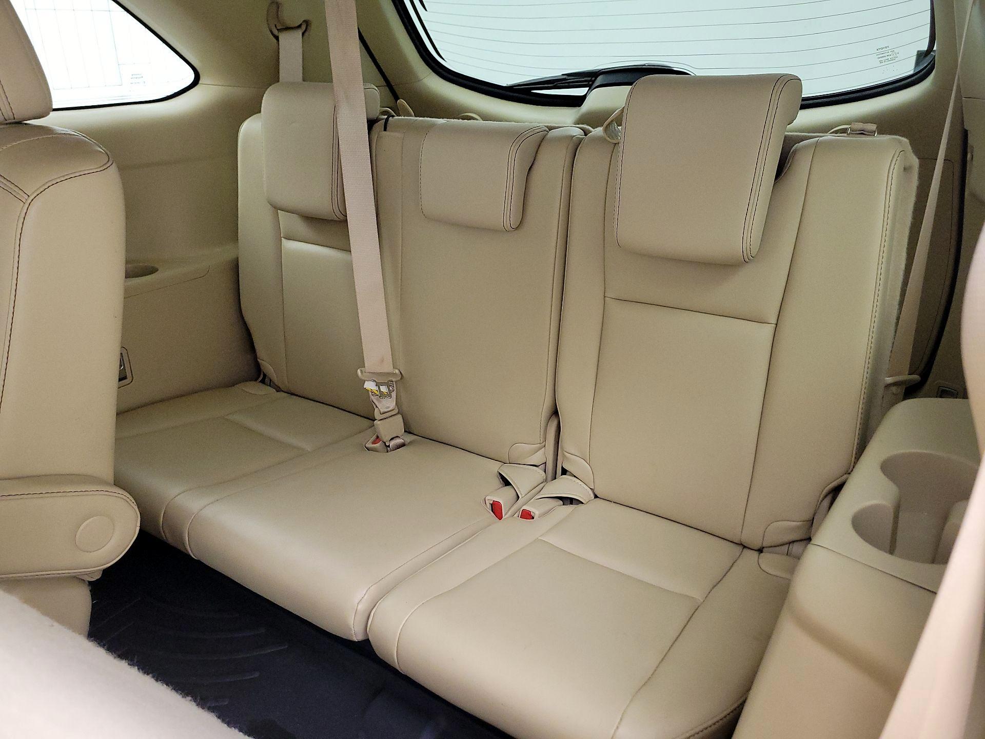 Thumbnail: 2016 Toyota Highlander - 20