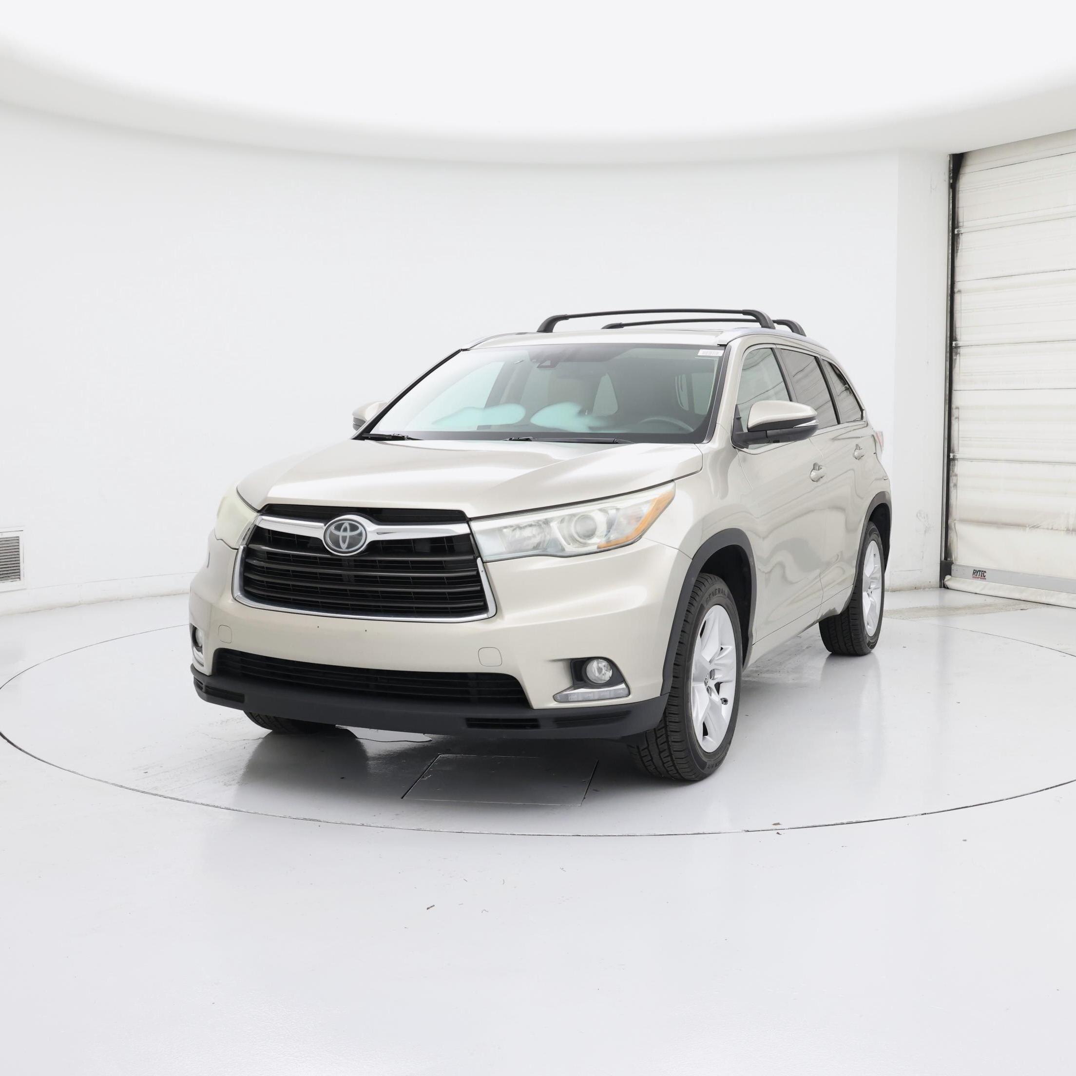 Thumbnail: 2016 Toyota Highlander - 4