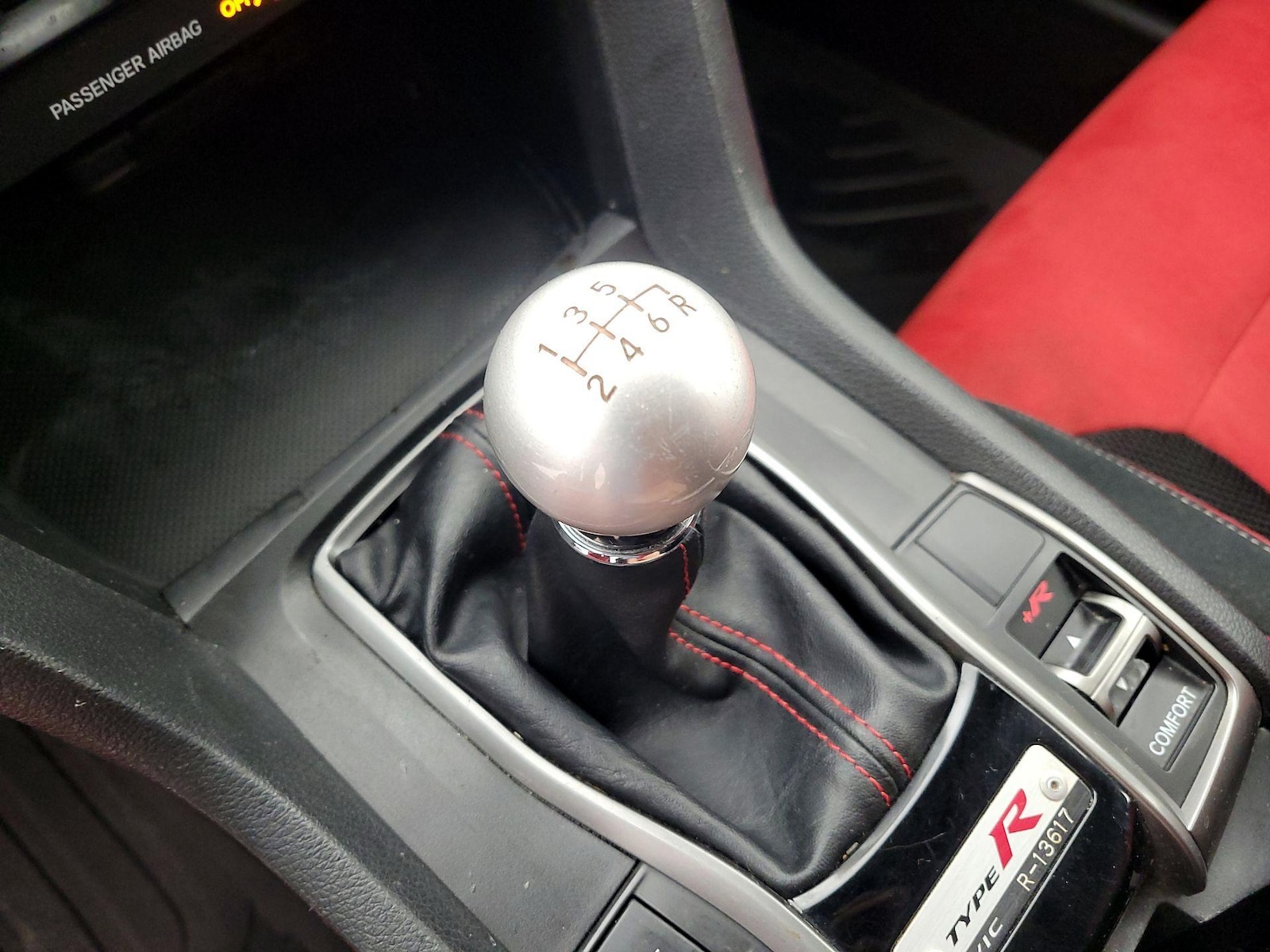 2018 Honda Civic Hatchback Type-R - Photo 18
