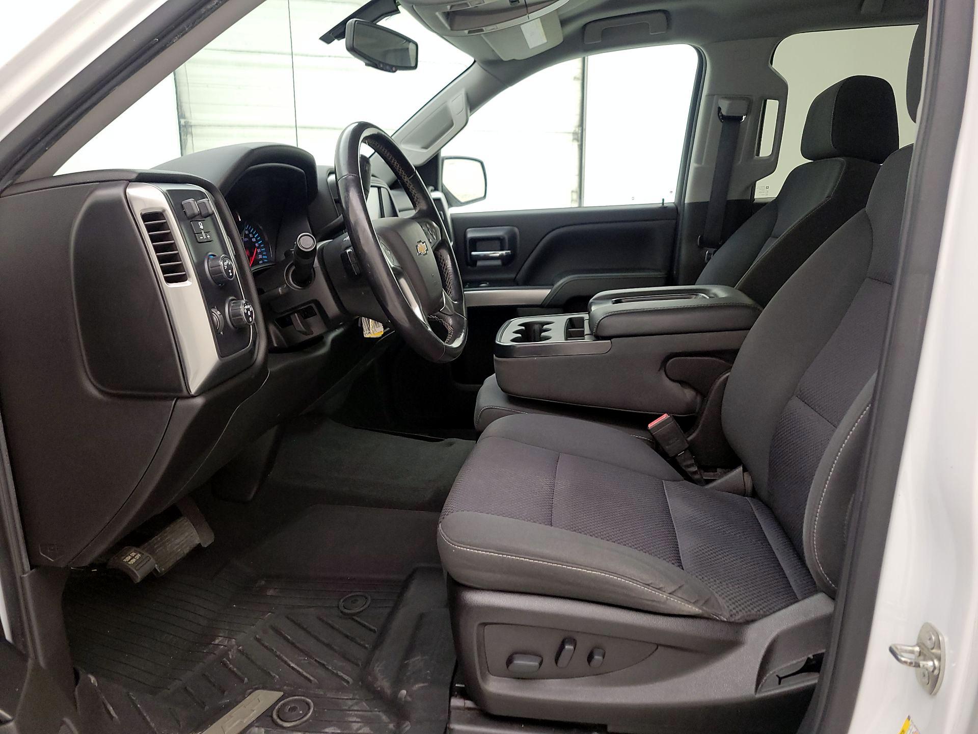 Thumbnail: 2018 Chevrolet Silverado 1500 - 11