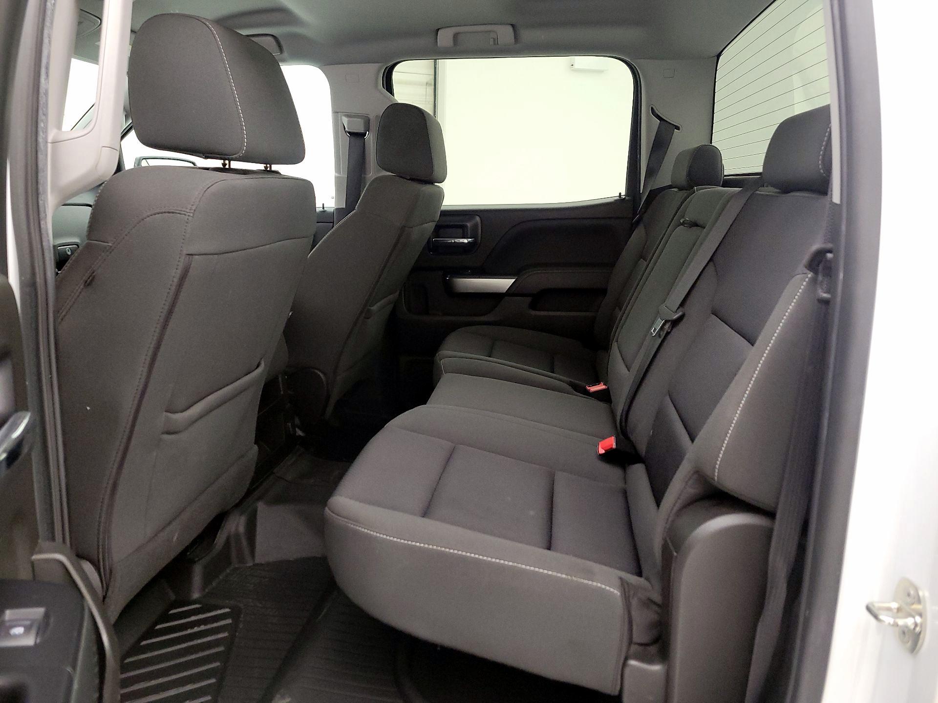 Thumbnail: 2018 Chevrolet Silverado 1500 - 19