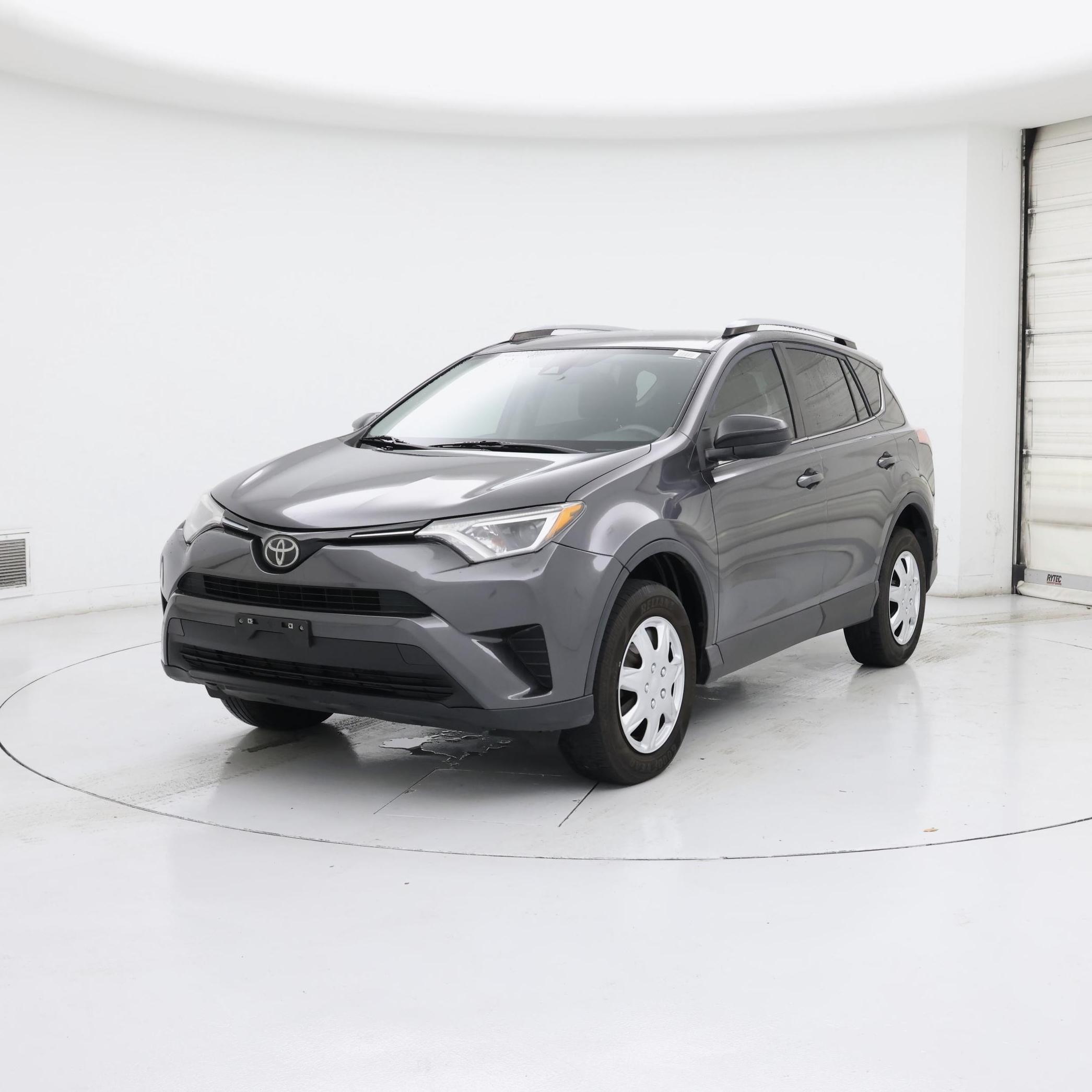 Thumbnail: 2018 Toyota RAV4 - 4