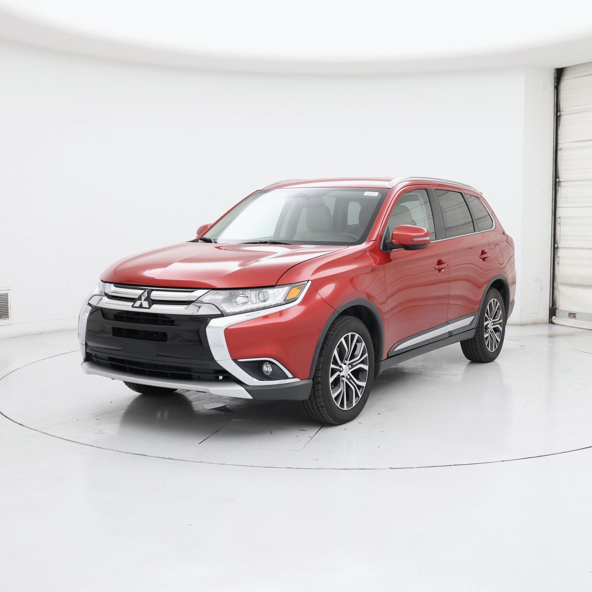 Thumbnail: 2018 Mitsubishi Outlander - 4