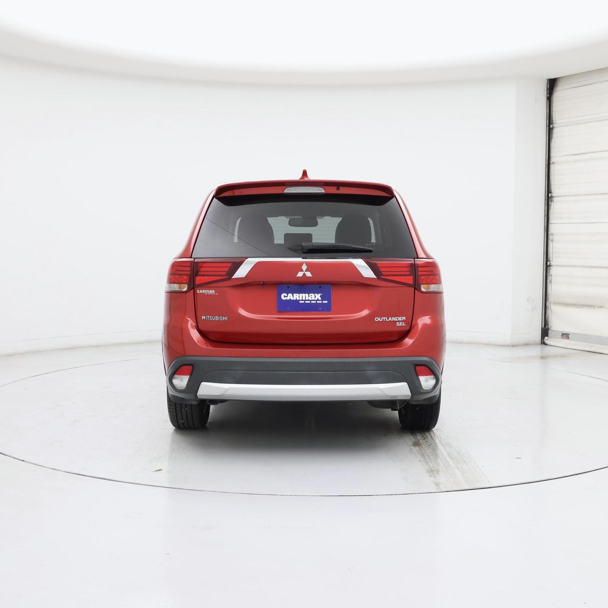 Thumbnail: 2018 Mitsubishi Outlander - 6