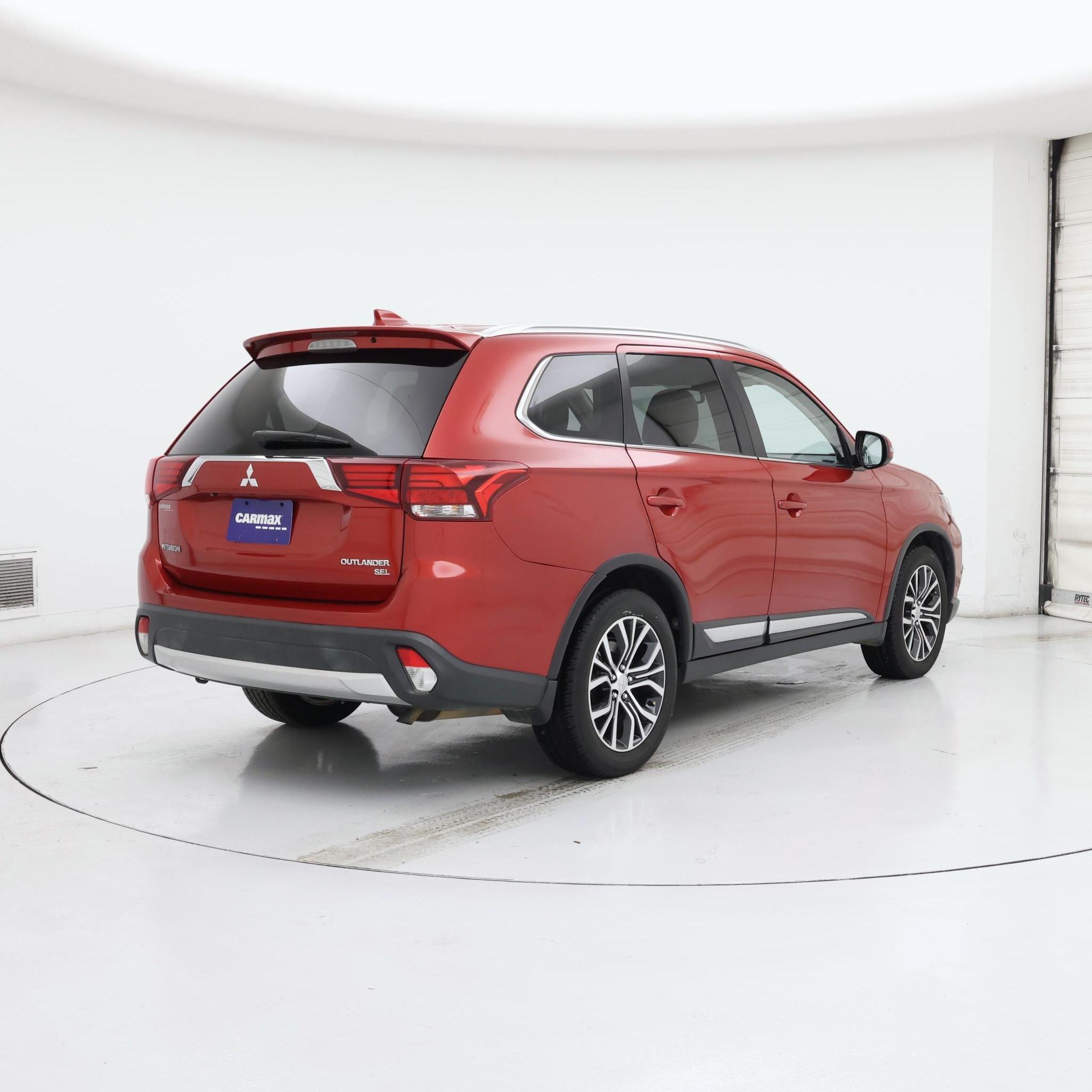 Thumbnail: 2018 Mitsubishi Outlander - 8