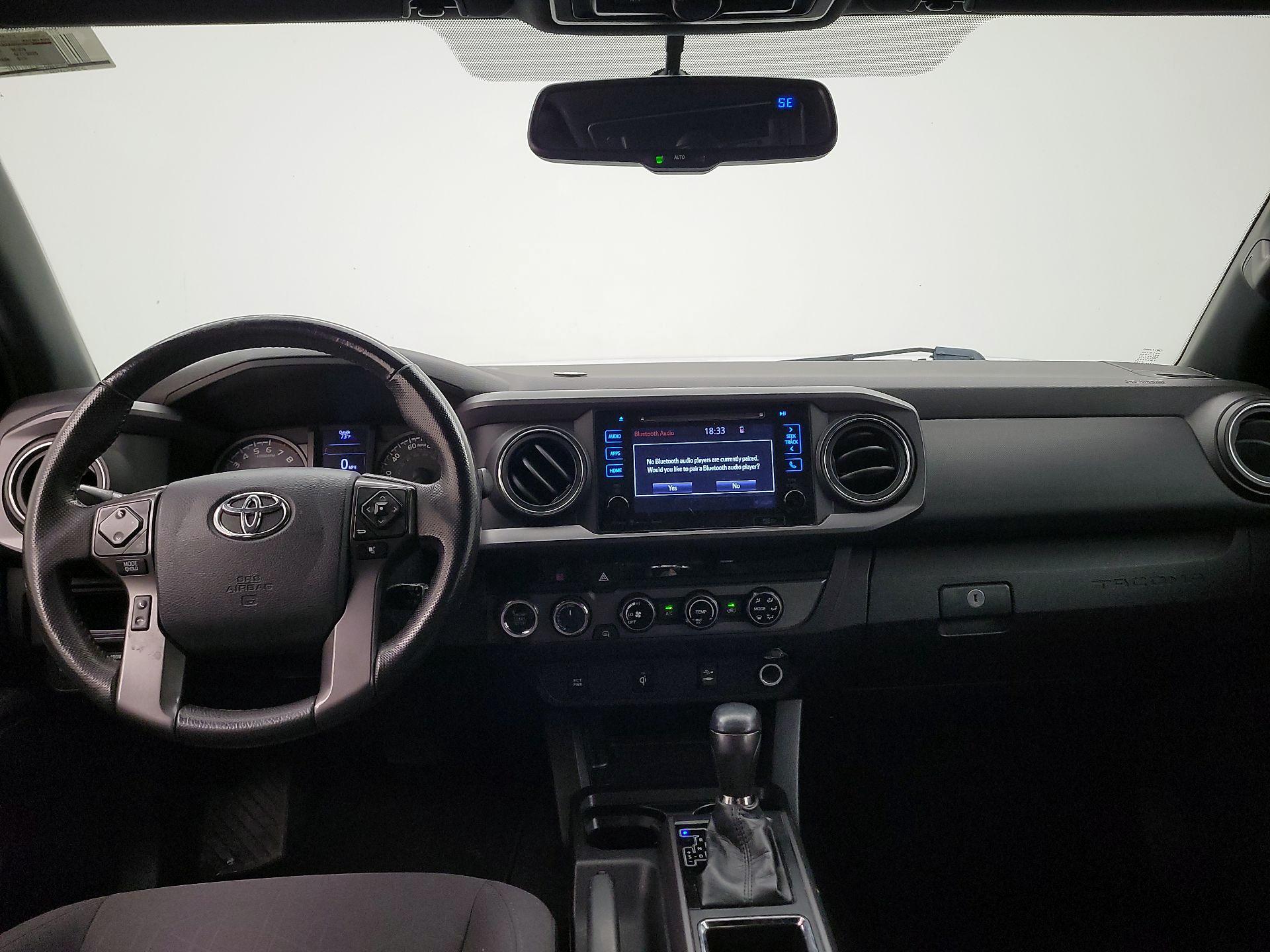 Thumbnail: 2017 Toyota Tacoma - 9