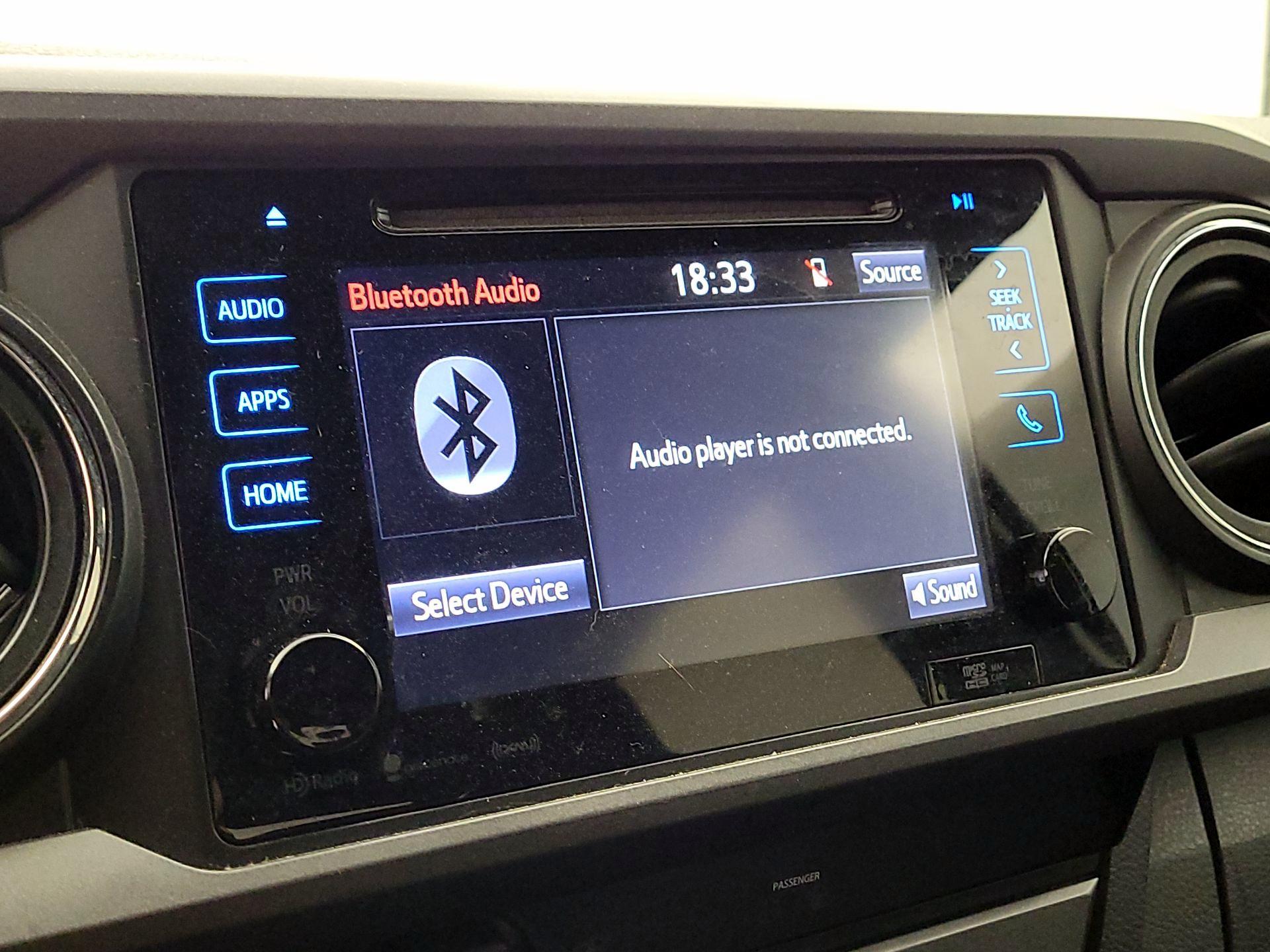 Thumbnail: 2017 Toyota Tacoma - 15