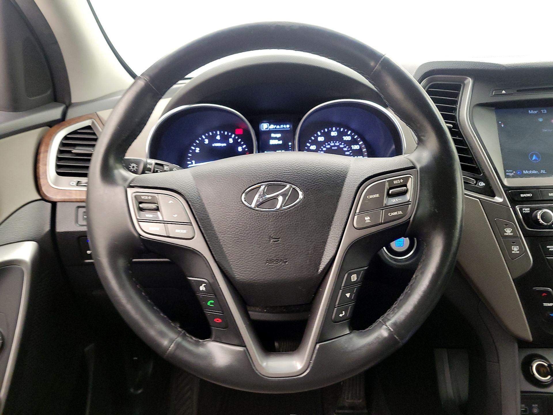 Thumbnail: 2018 Hyundai Santa Fe - 10