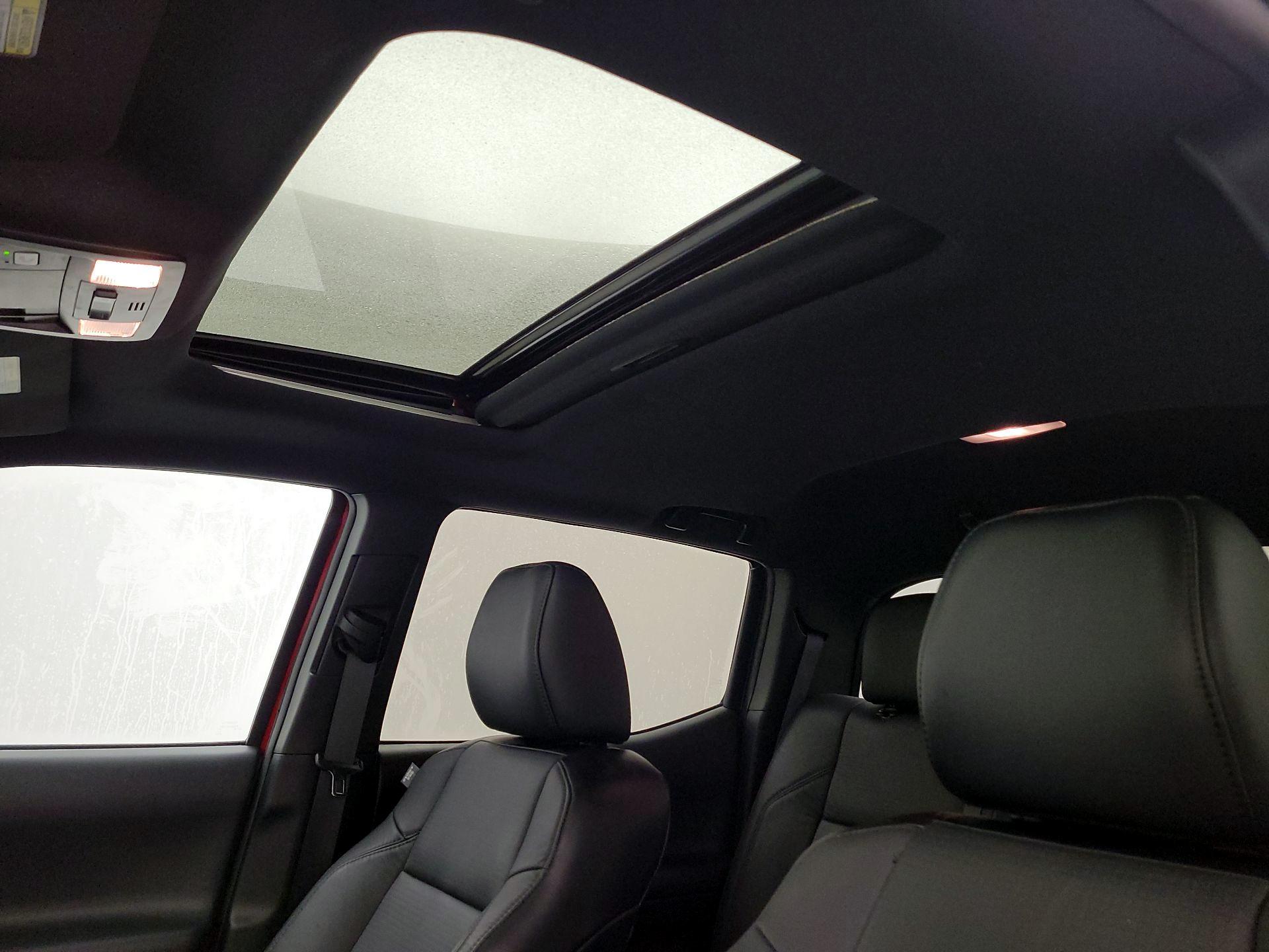 Thumbnail: 2022 Toyota Tacoma - 18