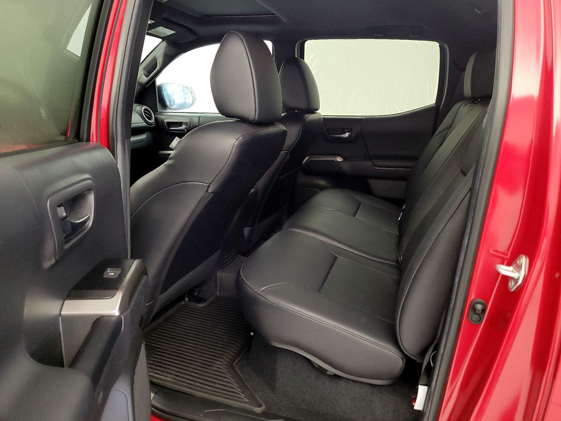 Thumbnail: 2022 Toyota Tacoma - 19