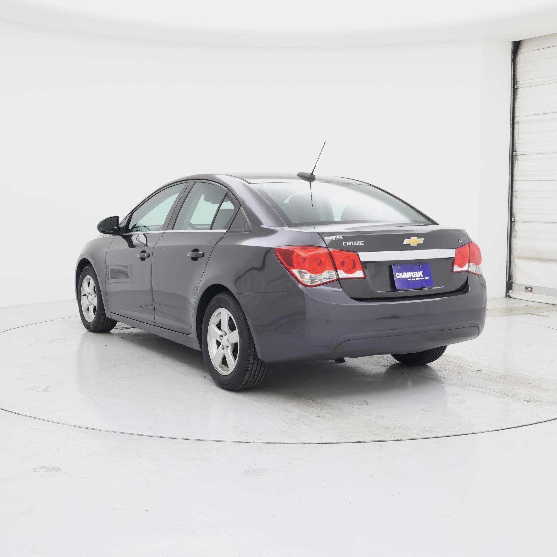 Thumbnail: 2015 Chevrolet Cruze - 2