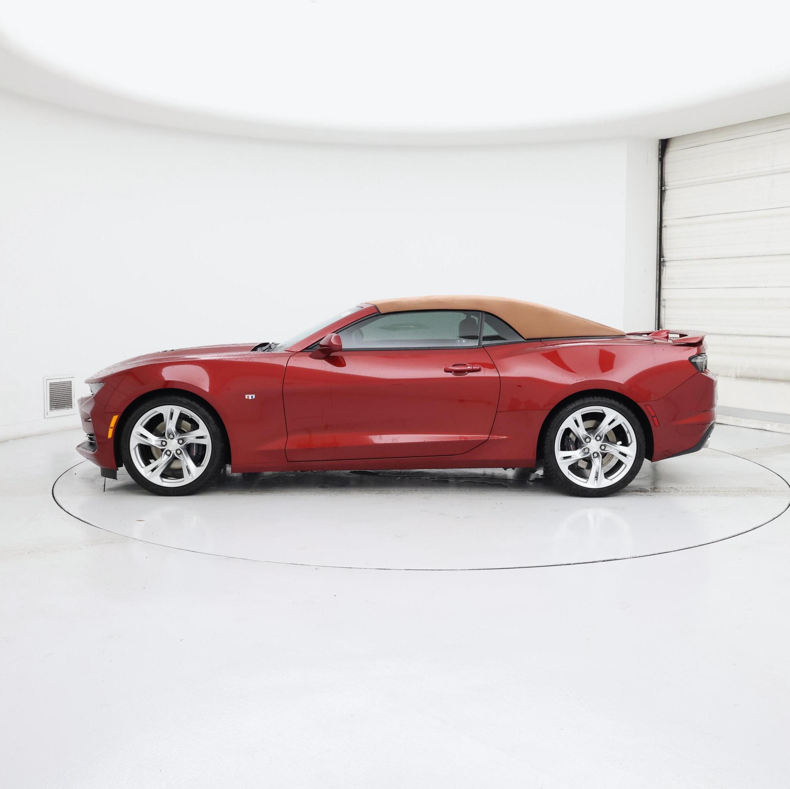 Thumbnail: 2021 Chevrolet Camaro - 3