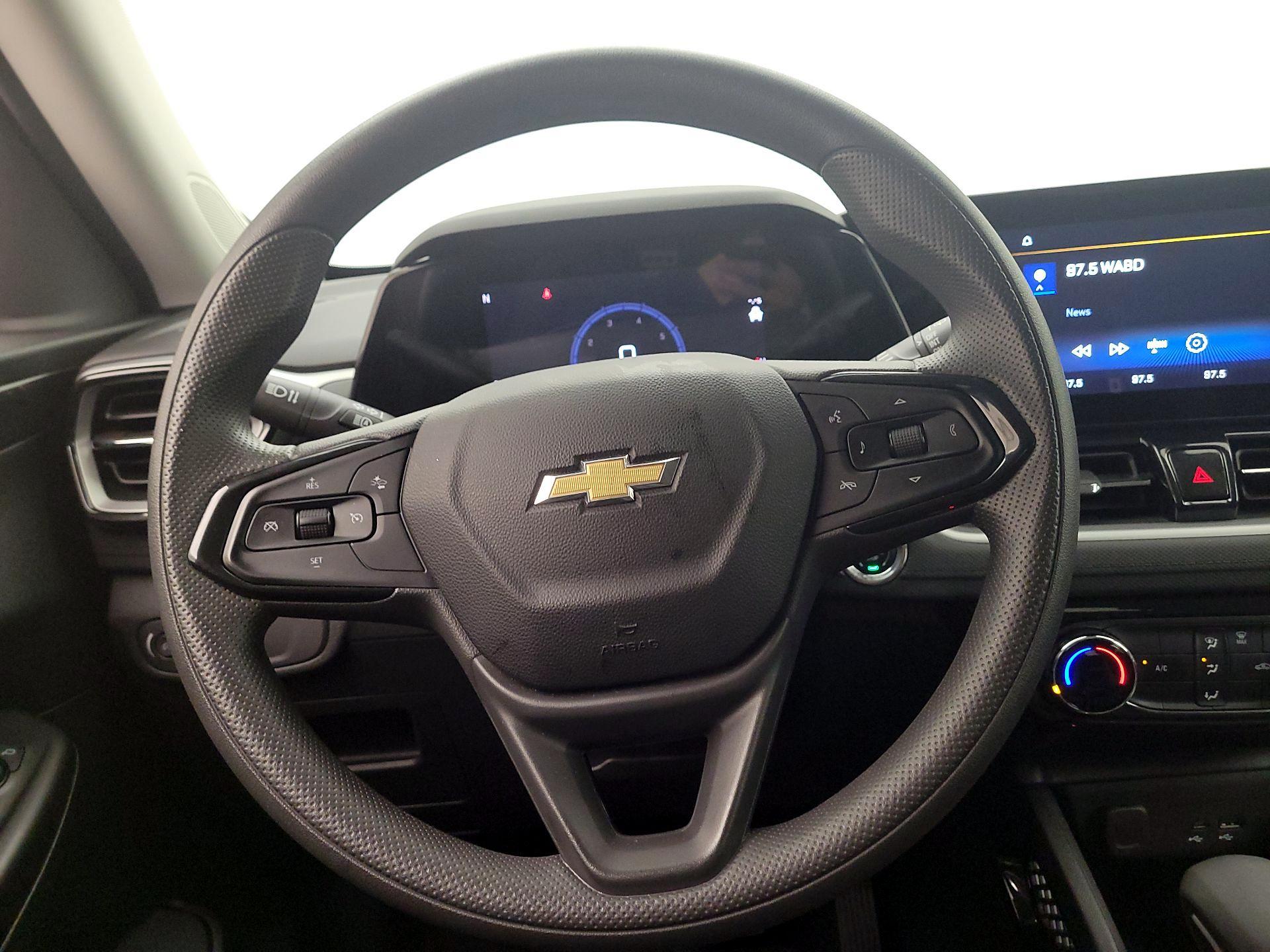 Thumbnail: 2024 Chevrolet TrailBlazer - 10