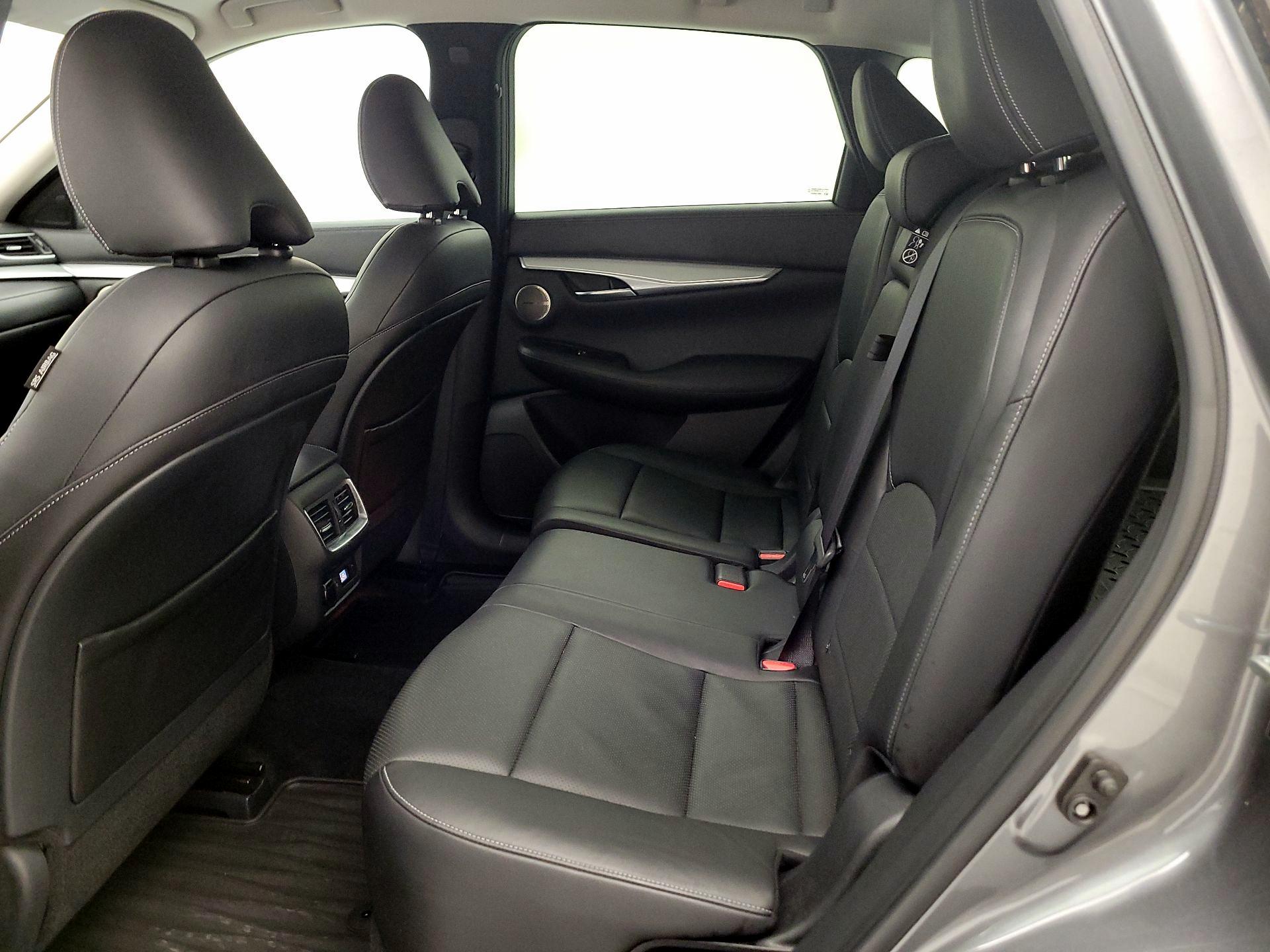 Thumbnail: 2019 INFINITI QX50 - 19