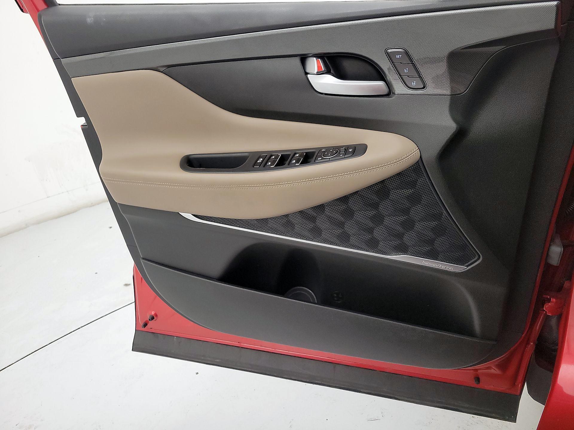 Thumbnail: 2022 Hyundai Santa Fe - 12