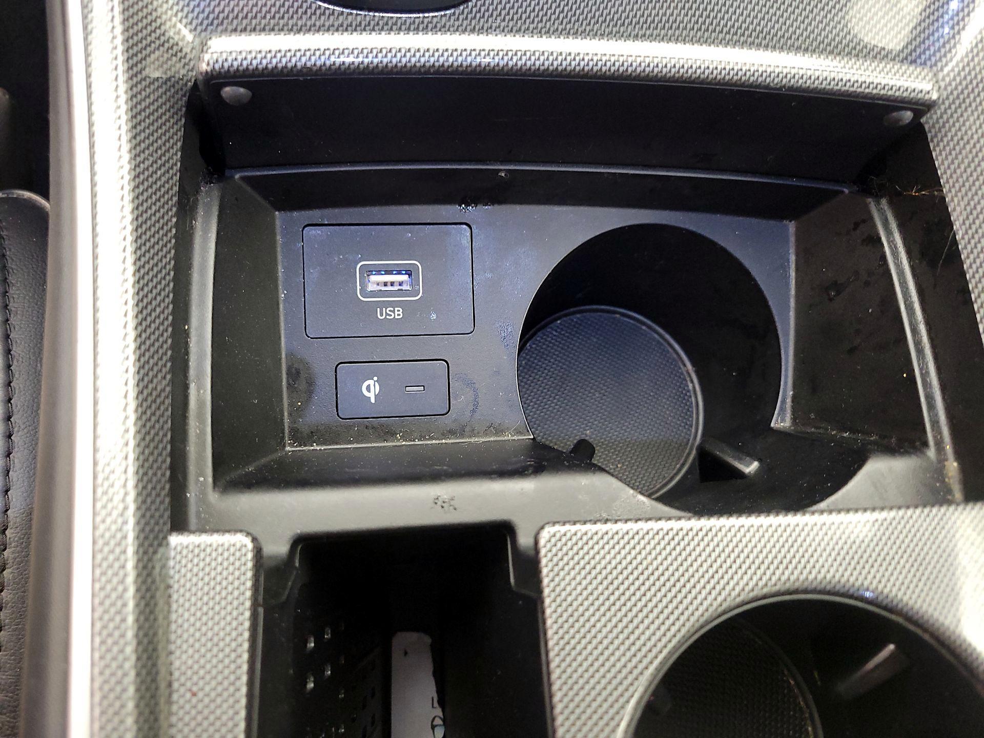 Thumbnail: 2022 Hyundai Santa Fe - 17