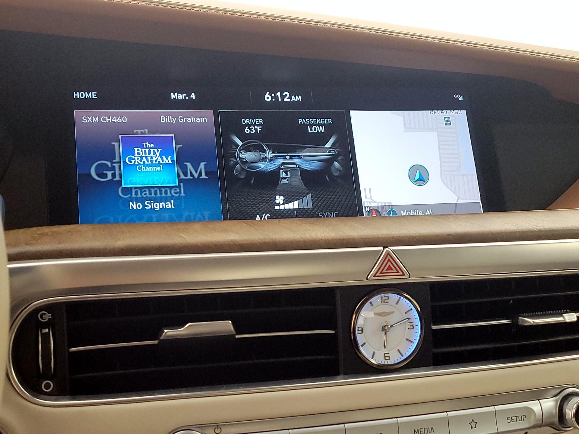 Thumbnail: 2020 Genesis G90 - 15