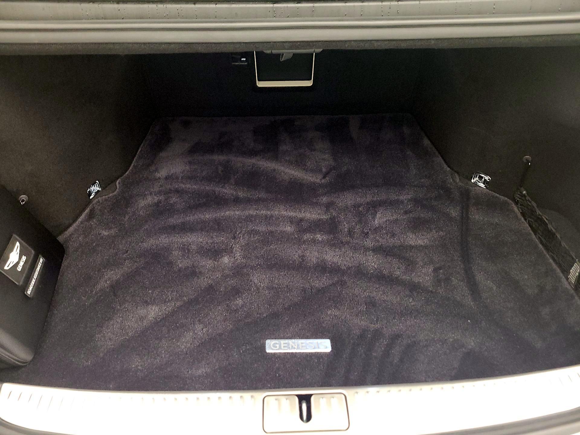 Thumbnail: 2020 Genesis G90 - 20