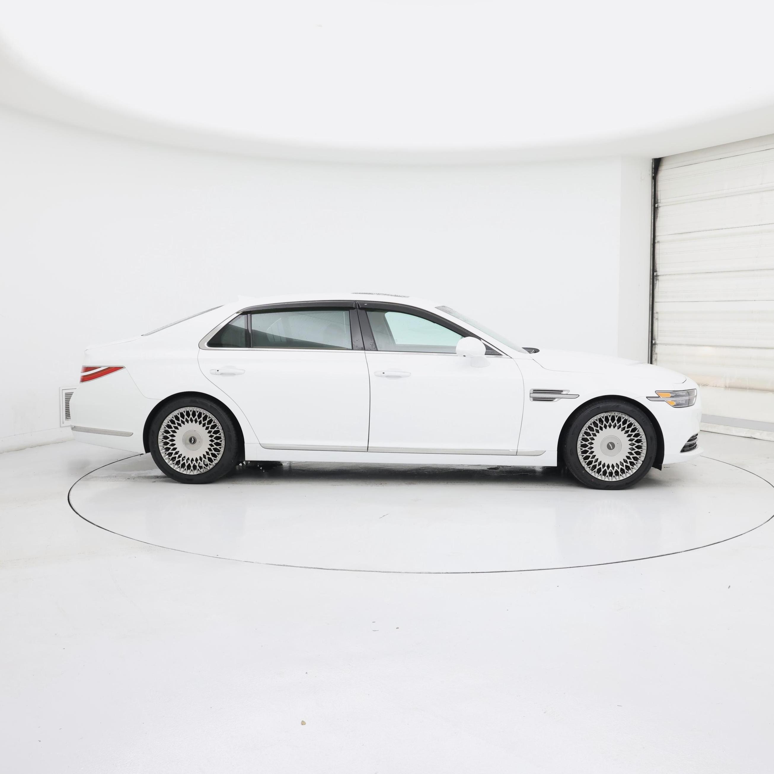 Thumbnail: 2020 Genesis G90 - 7