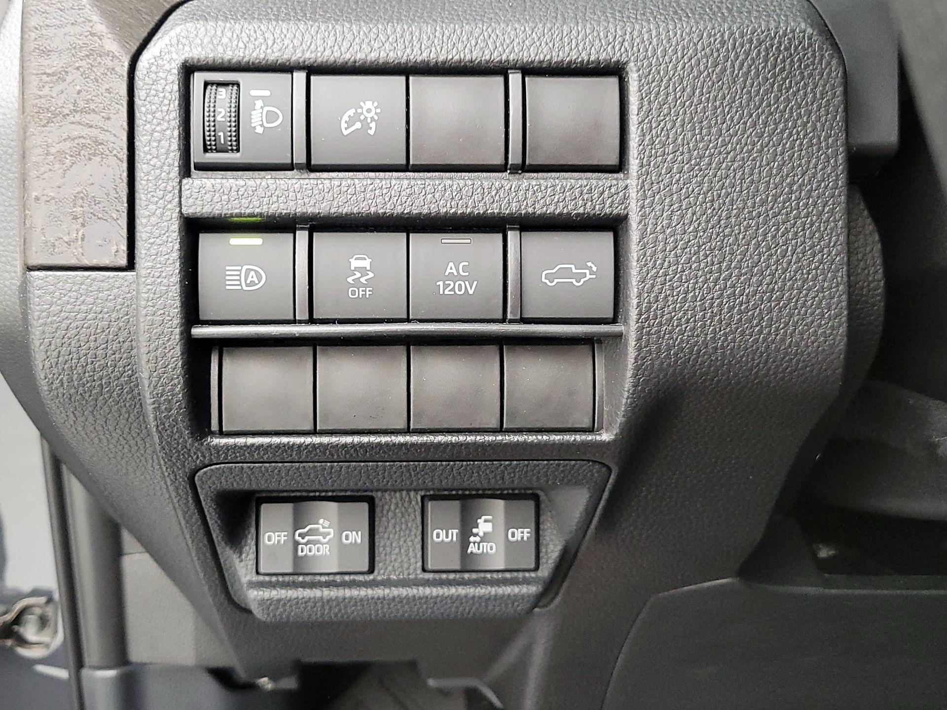 Thumbnail: 2024 Toyota Tacoma - 13