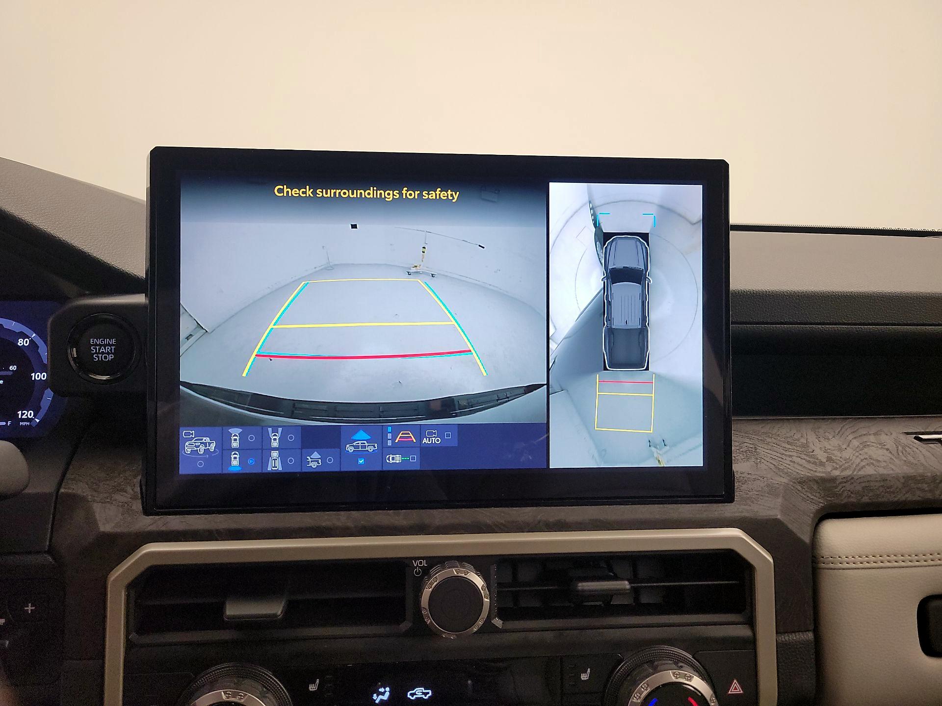 Thumbnail: 2024 Toyota Tacoma - 14