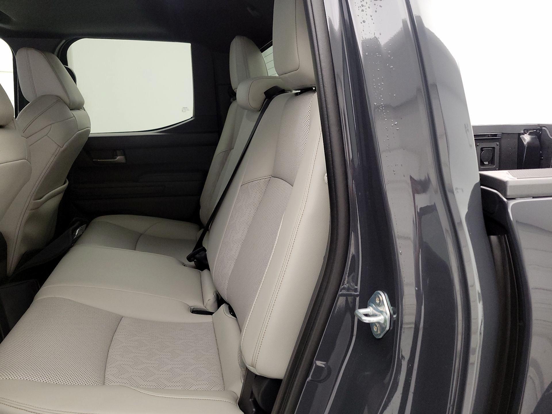 Thumbnail: 2024 Toyota Tacoma - 19