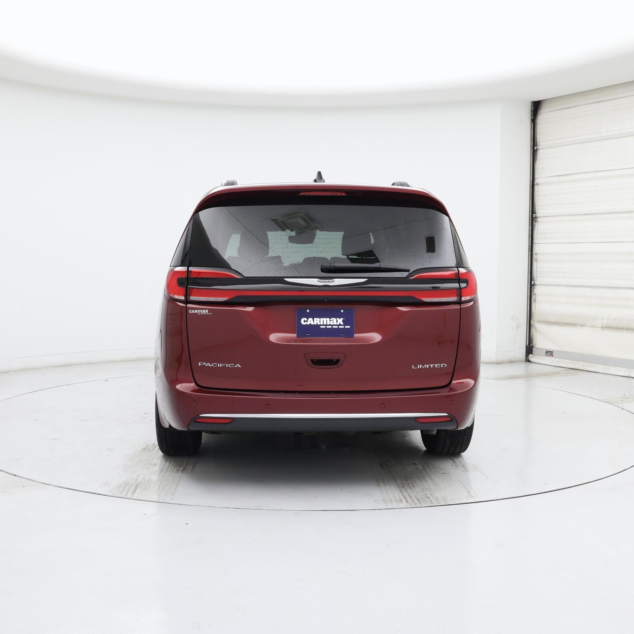 Thumbnail: 2023 Chrysler Pacifica - 6