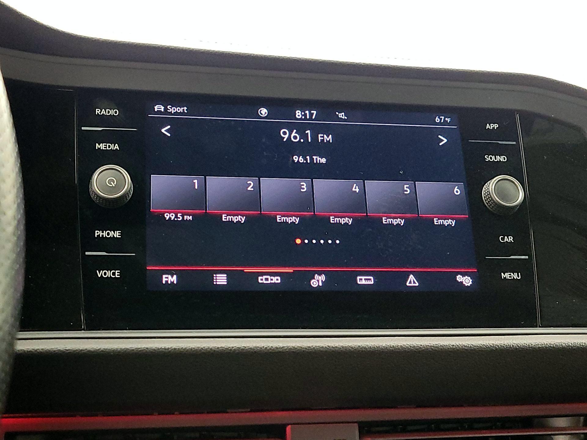 Thumbnail: 2023 Volkswagen Jetta - 15