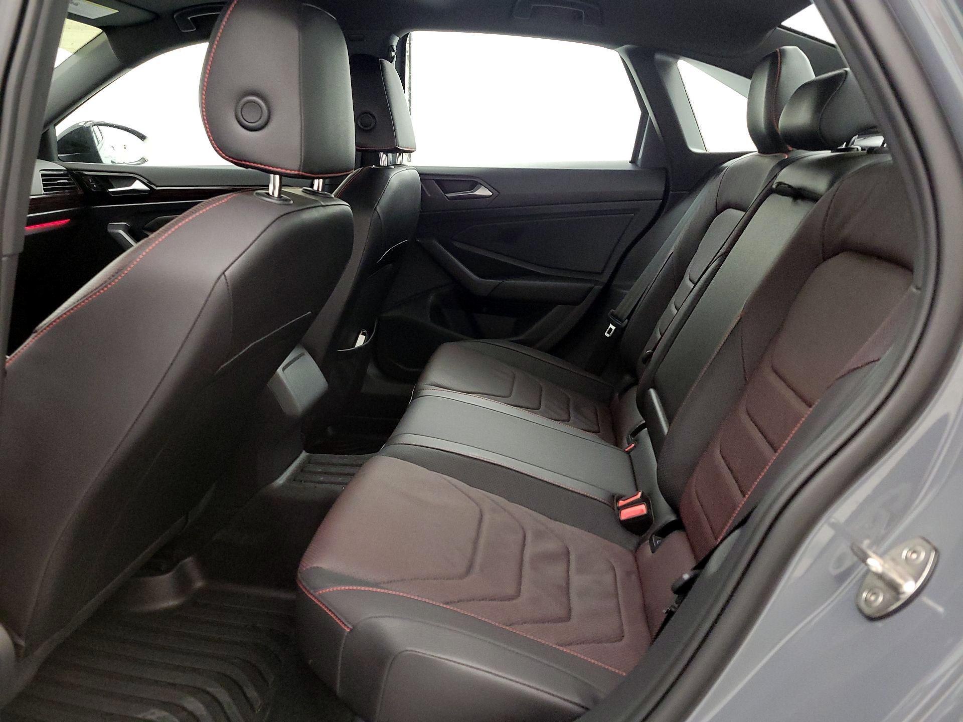 Thumbnail: 2023 Volkswagen Jetta - 19