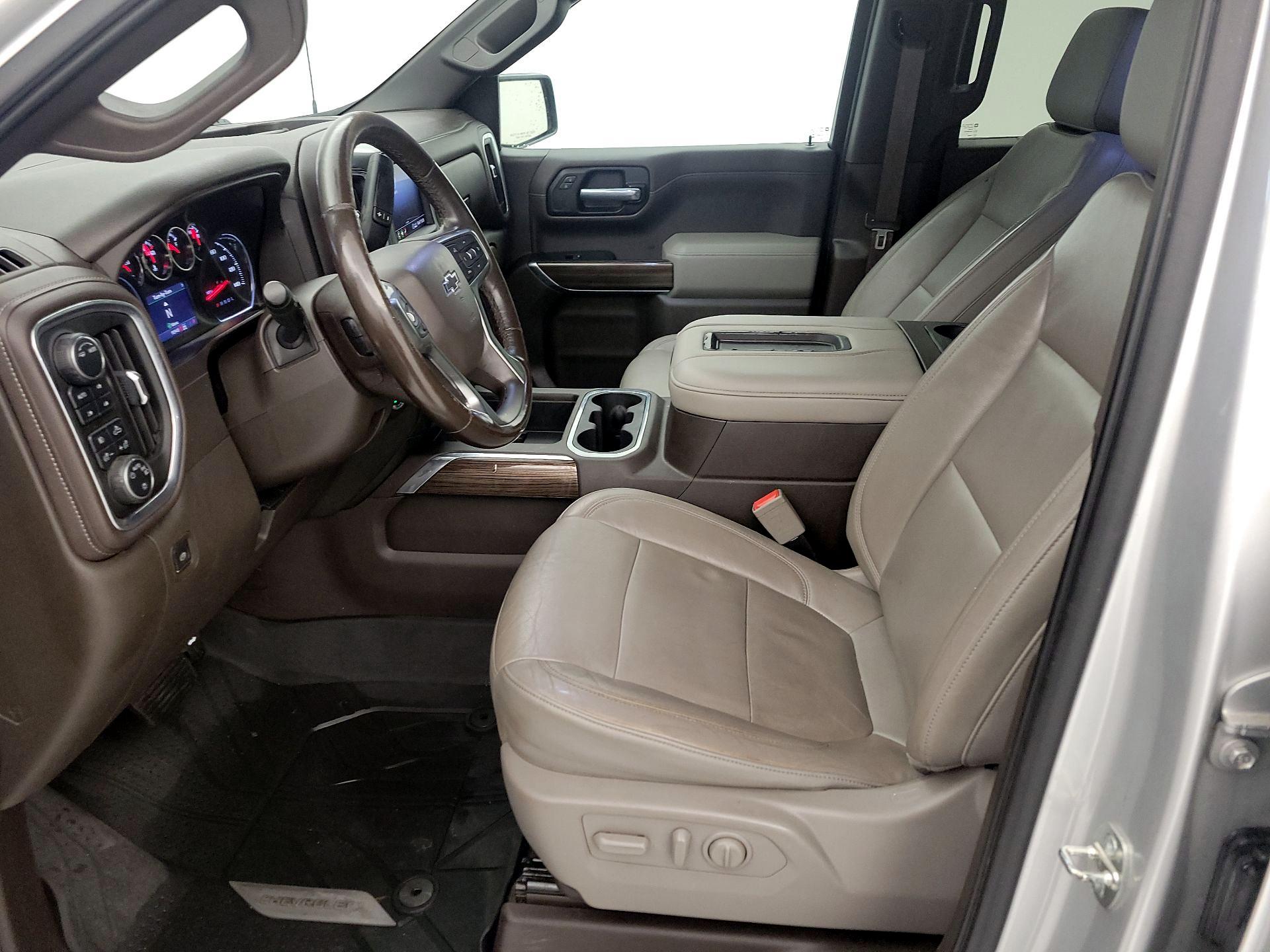 Thumbnail: 2020 Chevrolet Silverado 1500 - 11