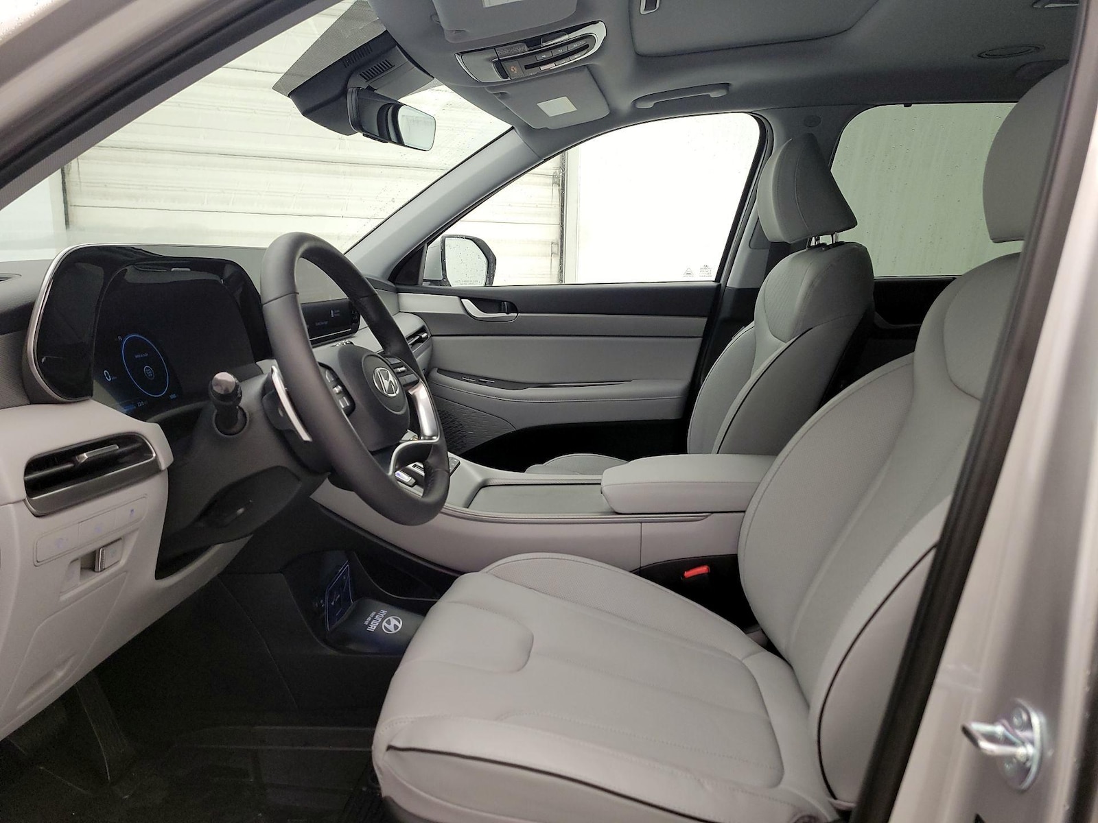 Power Seat(s) & A/C Seat(s)