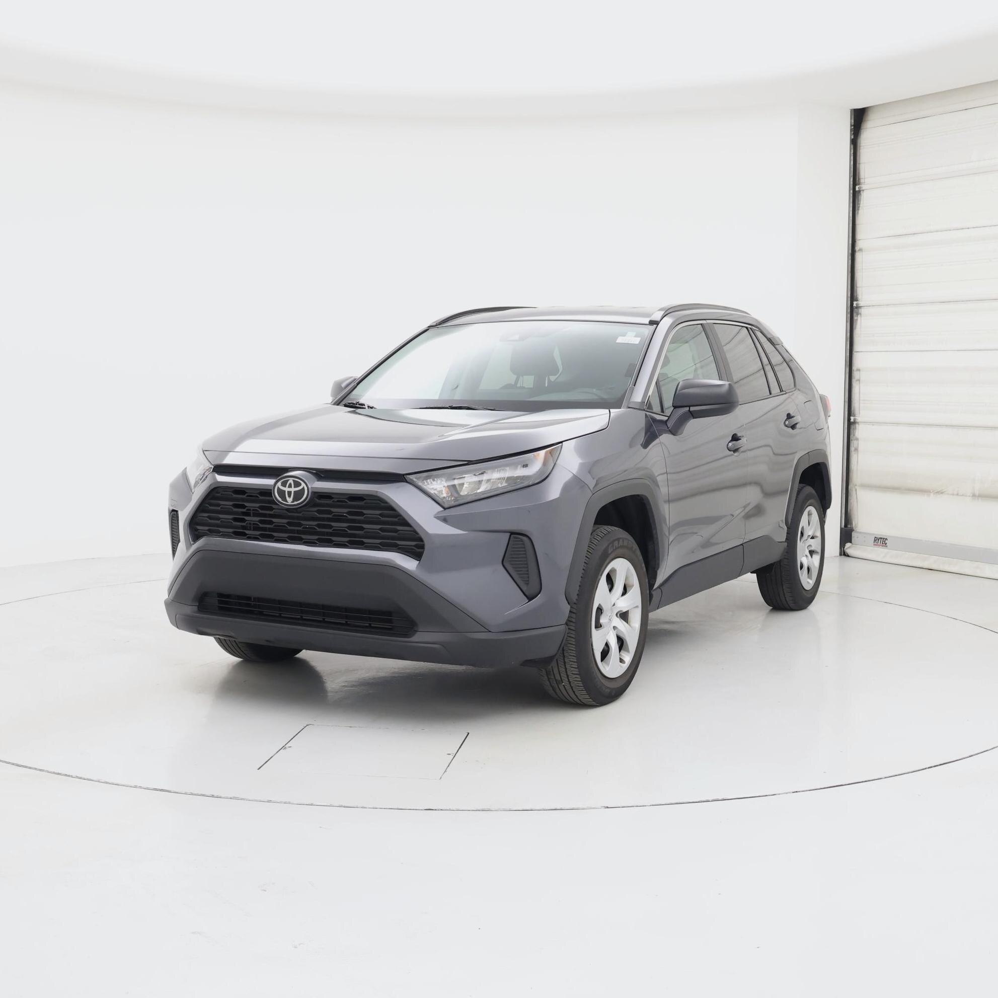 Thumbnail: 2021 Toyota RAV4 - 4