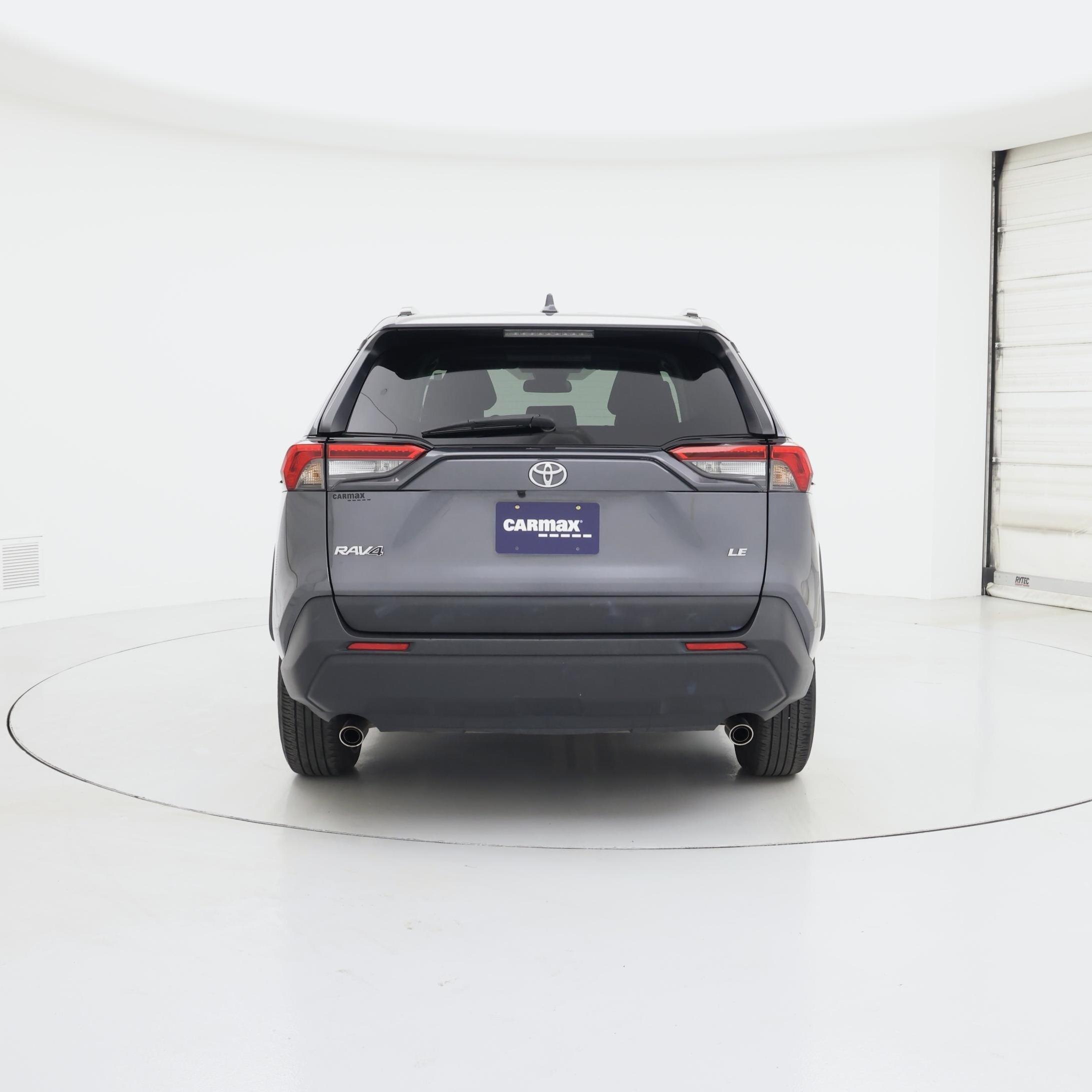 Thumbnail: 2021 Toyota RAV4 - 6