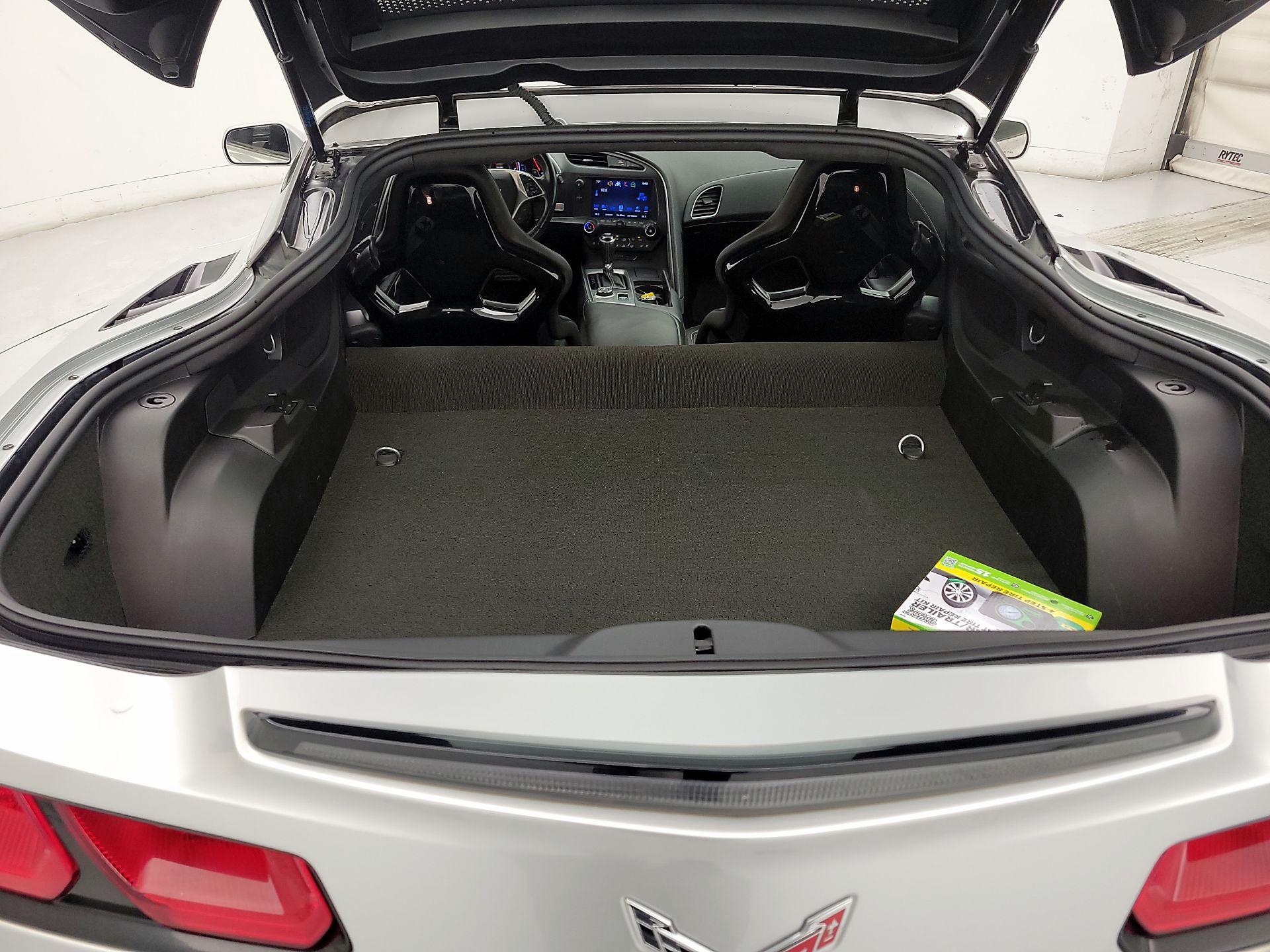 Thumbnail: 2017 Chevrolet Corvette - 19