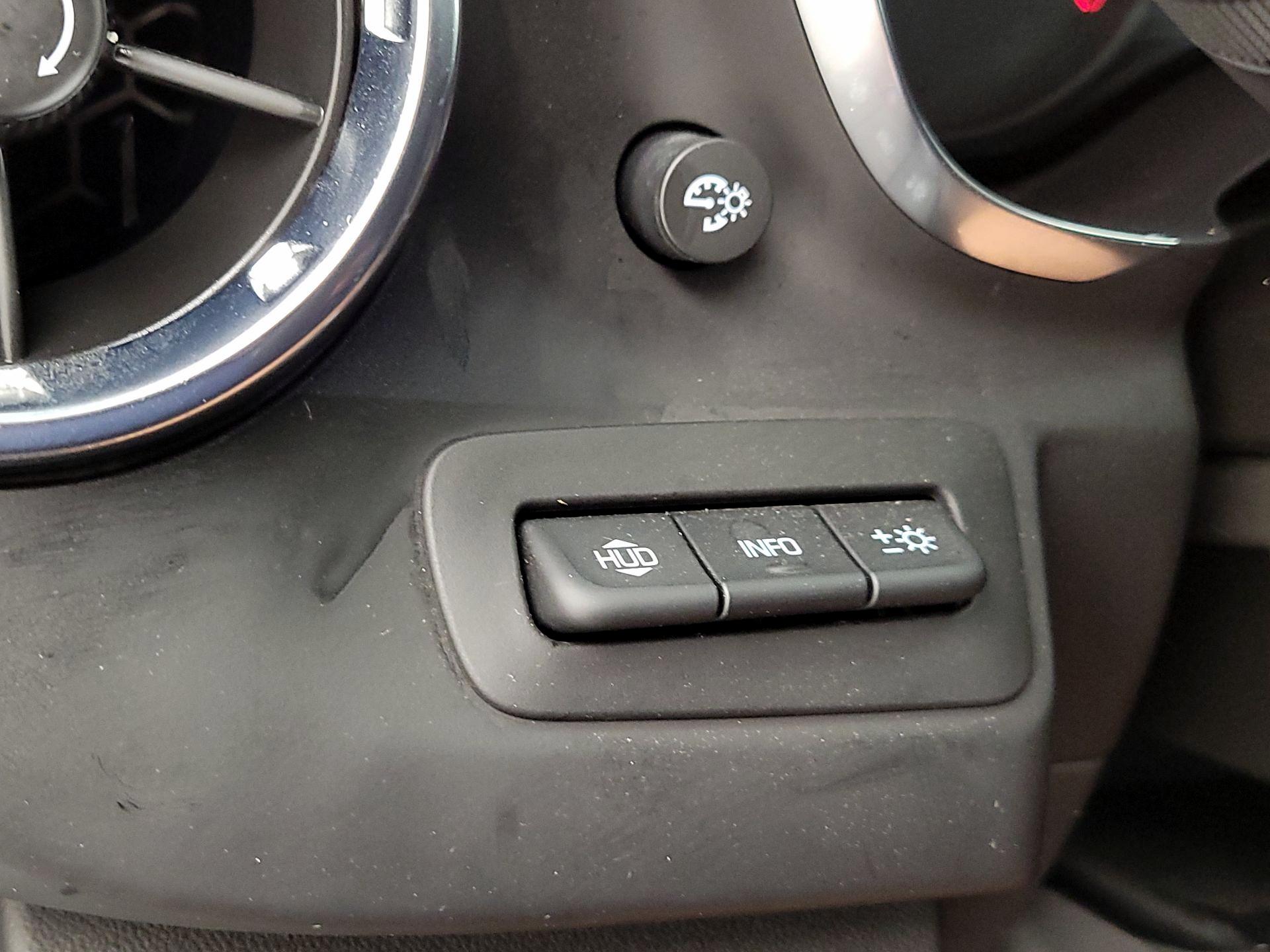 Thumbnail: 2021 Chevrolet Camaro - 13