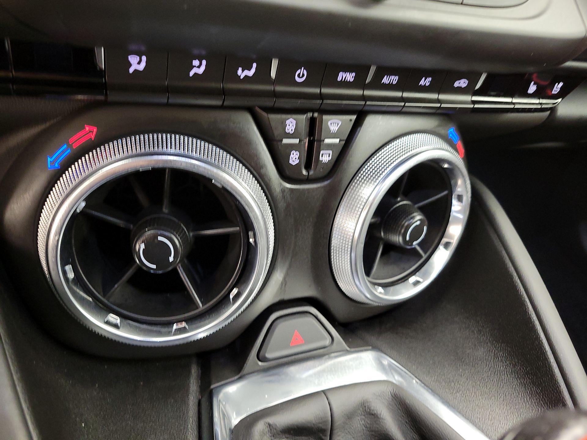 Thumbnail: 2021 Chevrolet Camaro - 16