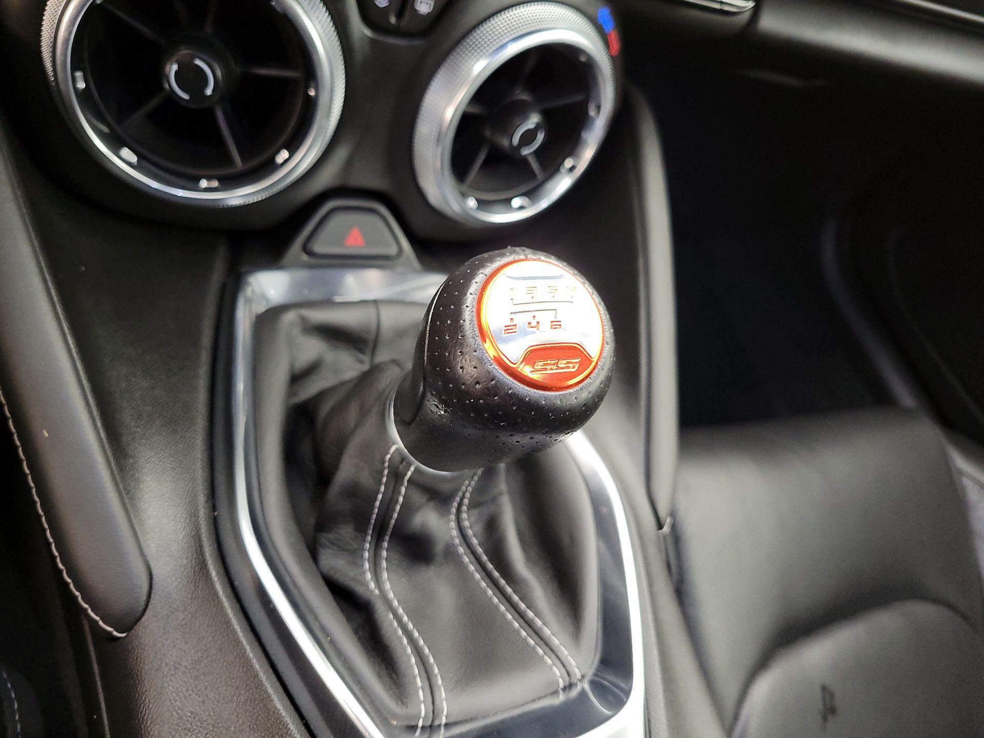 Thumbnail: 2021 Chevrolet Camaro - 17