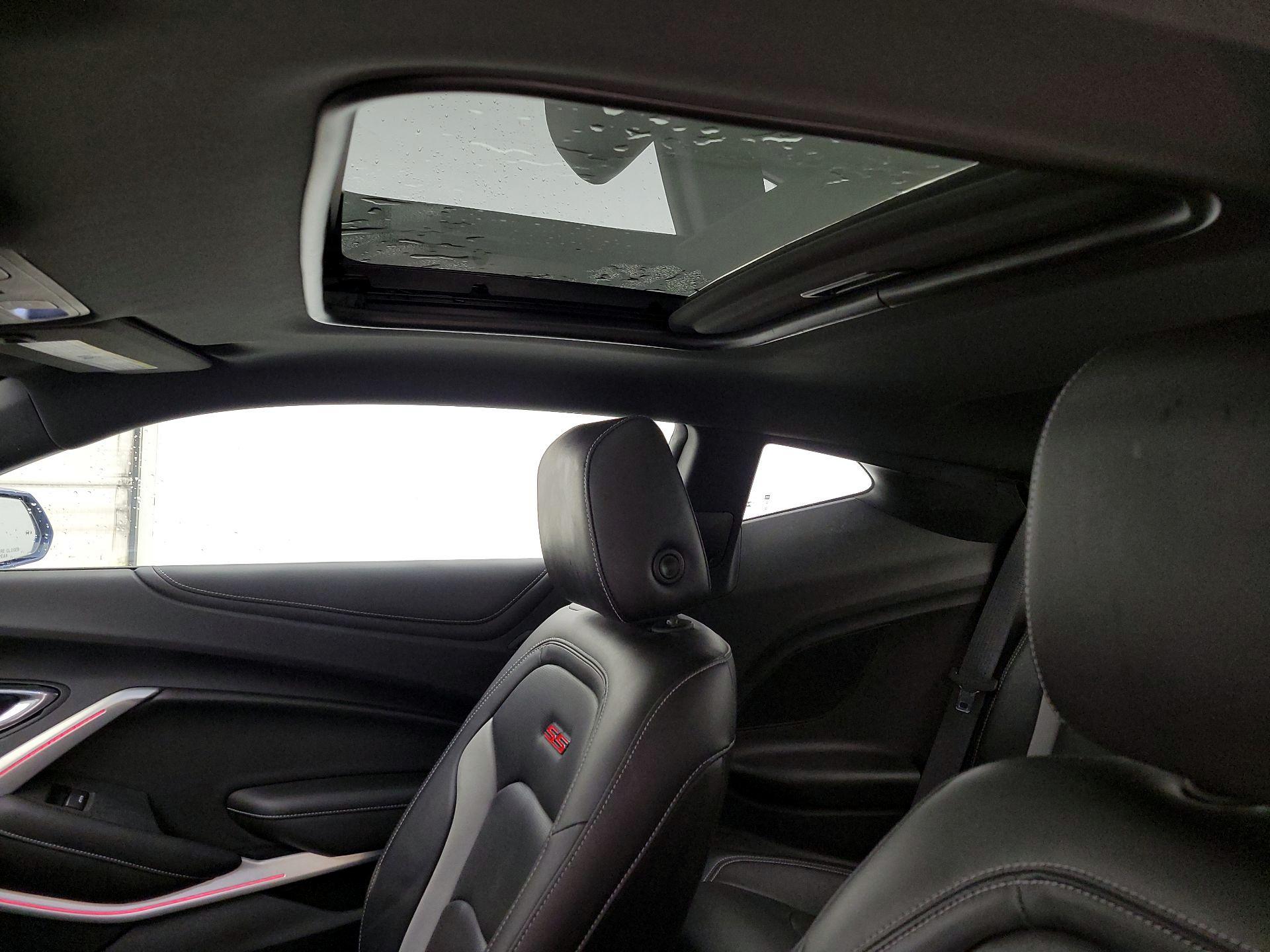 Thumbnail: 2021 Chevrolet Camaro - 18