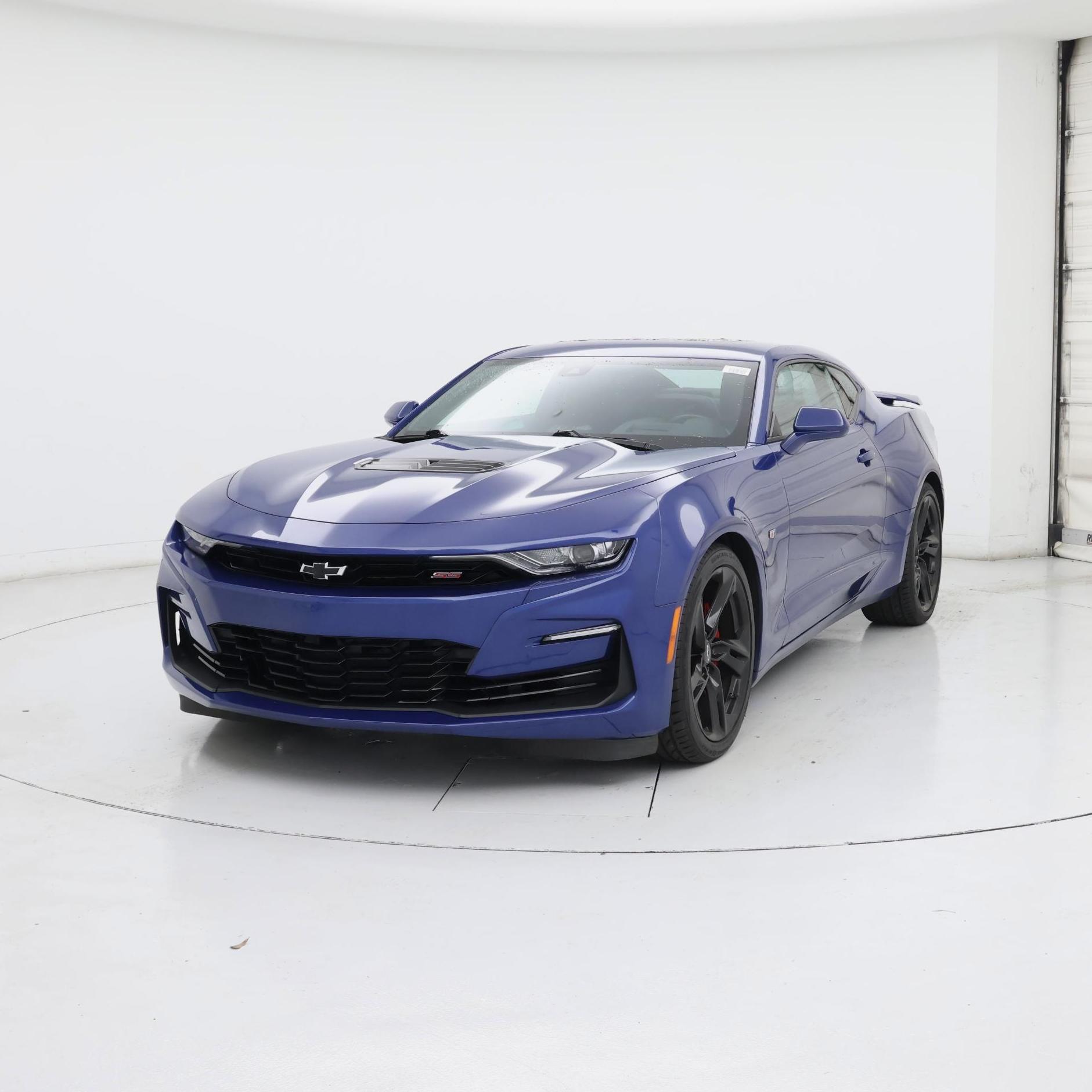 Thumbnail: 2021 Chevrolet Camaro - 4