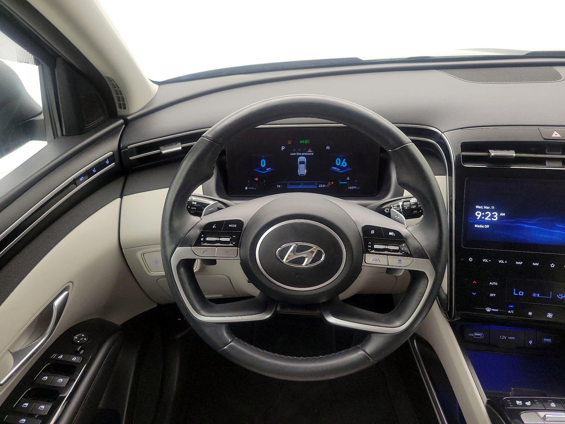 Thumbnail: 2023 Hyundai Tucson - 10