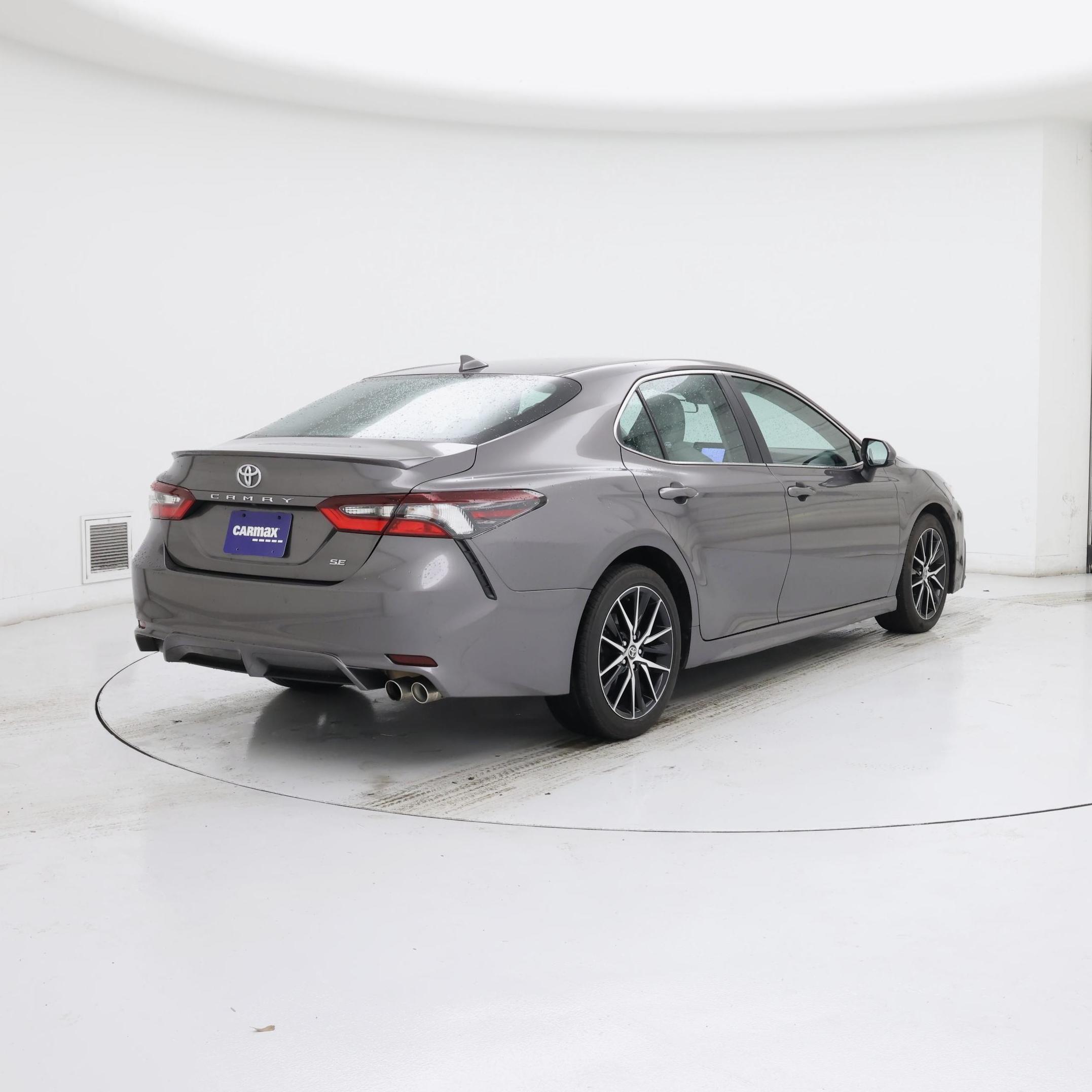 Thumbnail: 2021 Toyota Camry - 8